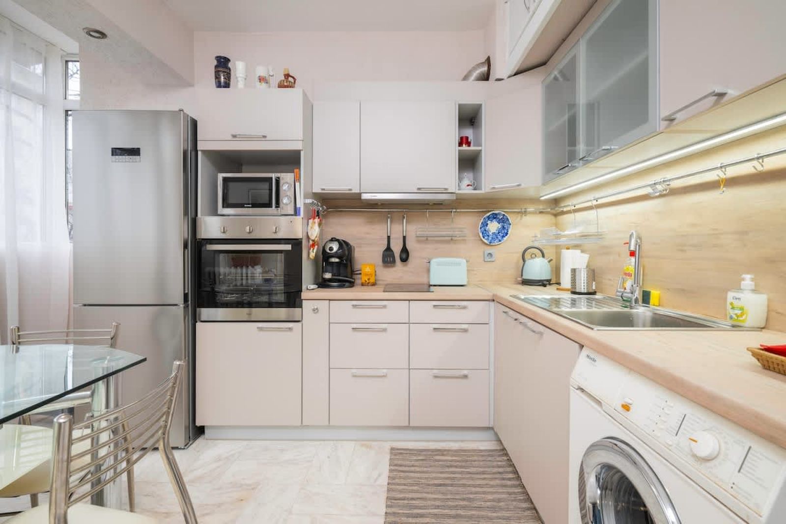 Cozy Apartment near Vitosha Street - Photo 16