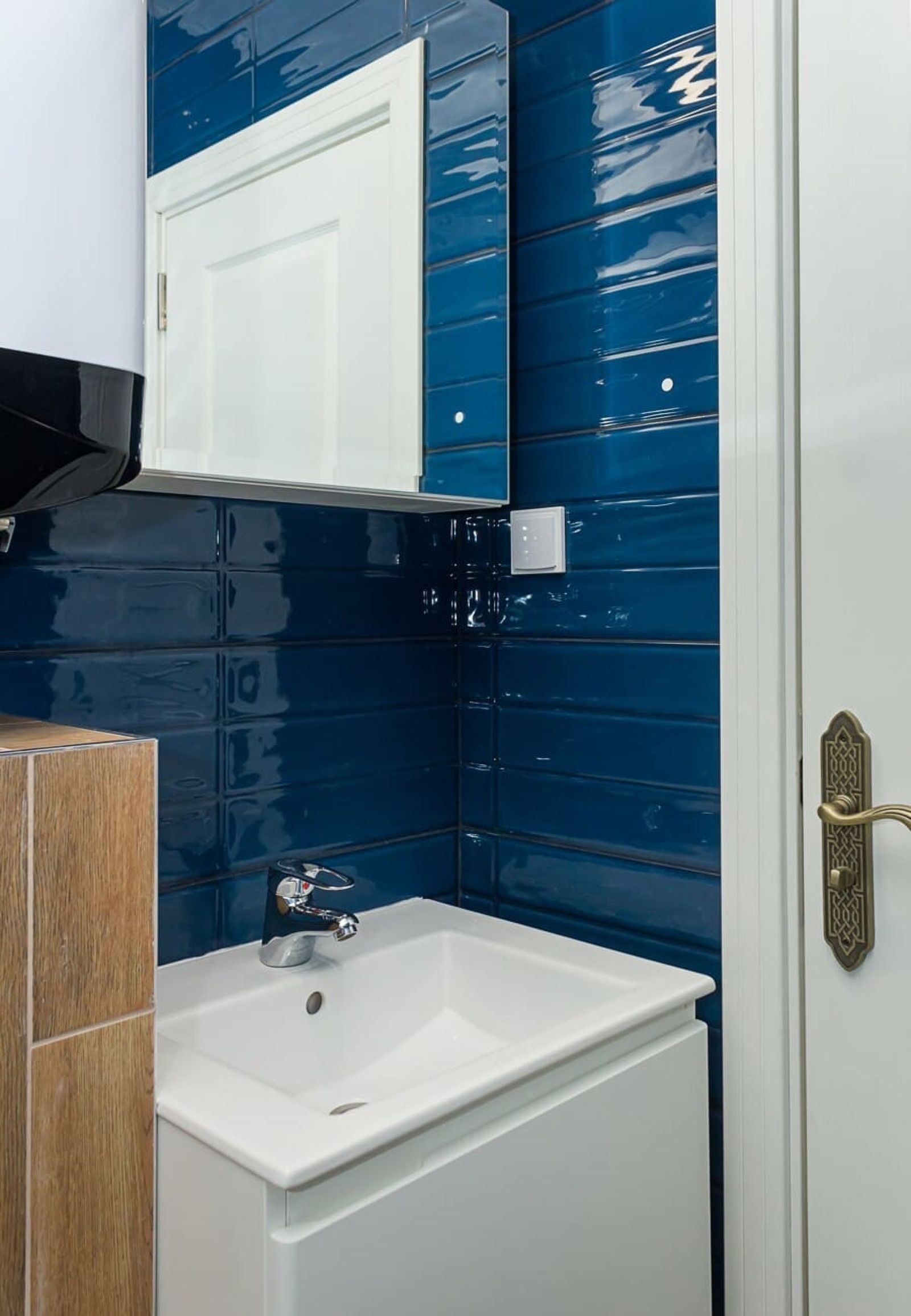 2BD Home In The Heart Of Varna with Parking - Gold - Photo 17