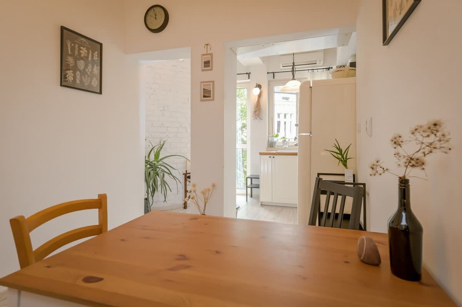 The Simple Place ~ Close to Slaveykov Square - Photo 5