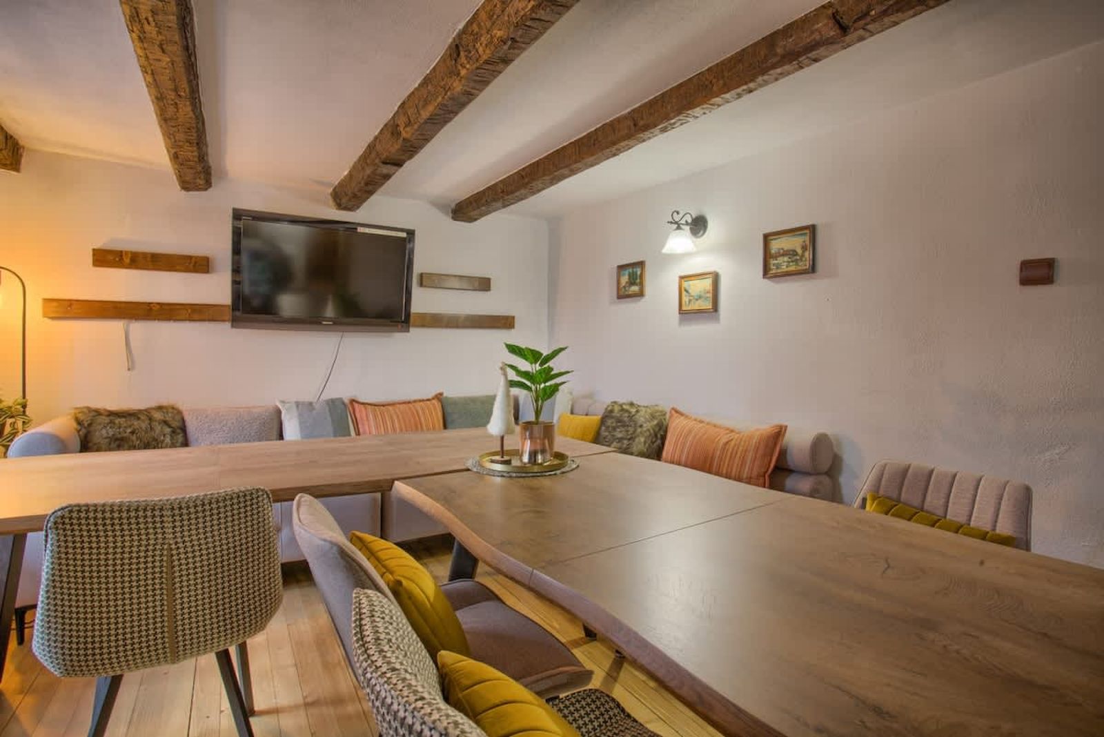 8BD Retreat in Bansko: Comfort &amp; Mountain Charm - Photo 6