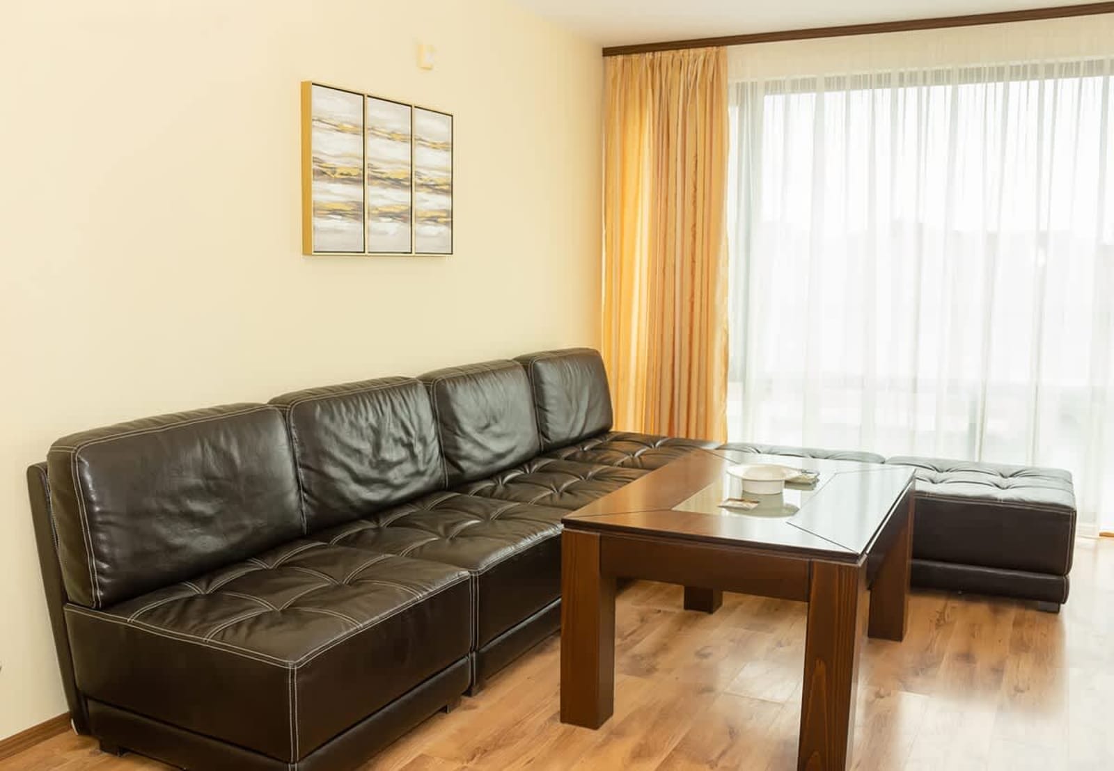 Cozy 1BD Apartment with a Spacious Terrace - Photo 9