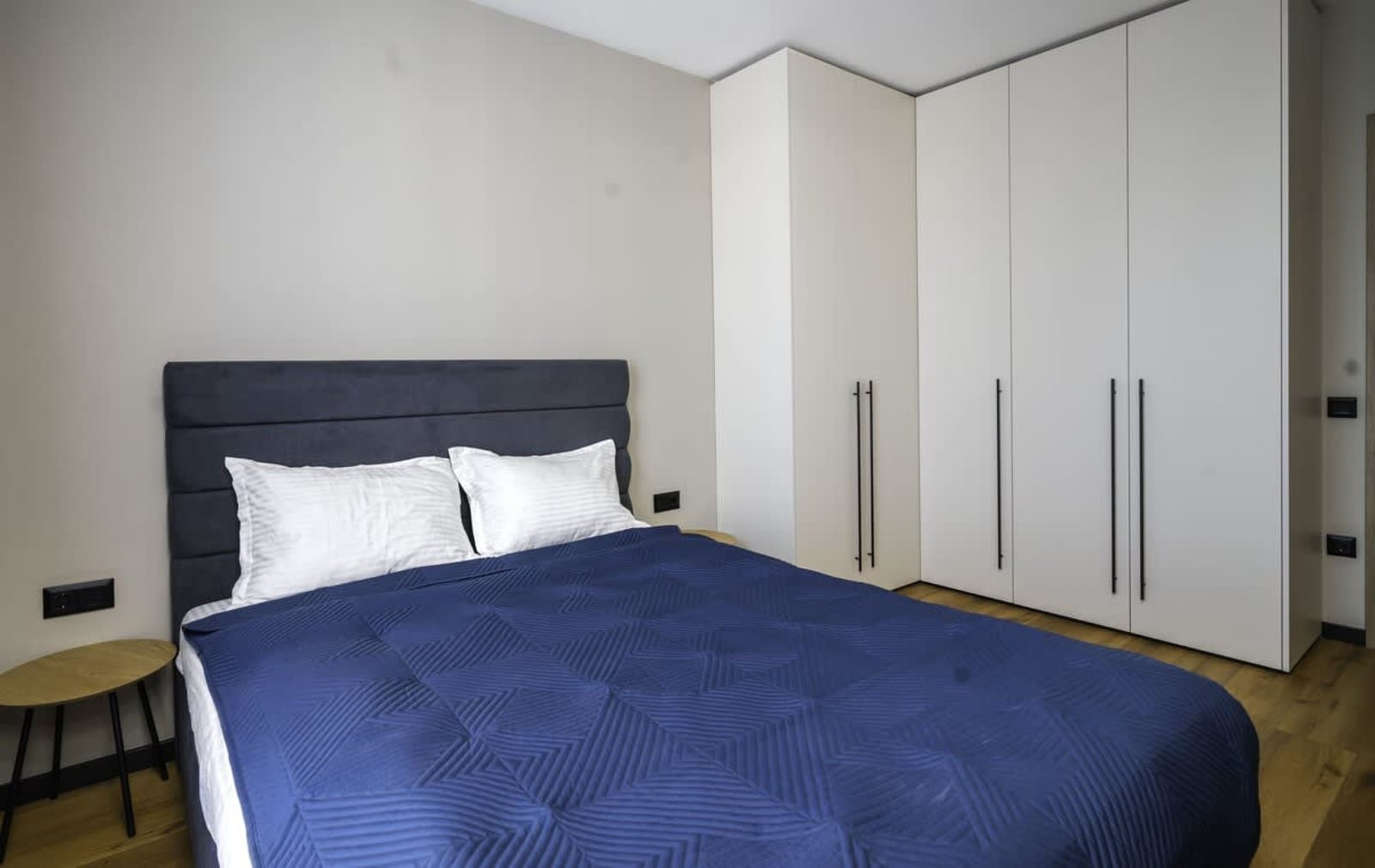 Aviva Living - 2BD Apartment With Free Parking - Photo 13