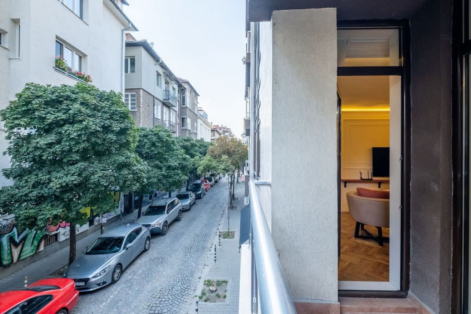 SOFapart Boutique Apt with 3 BDR + 2 BTH &amp; Parking - Photo 33