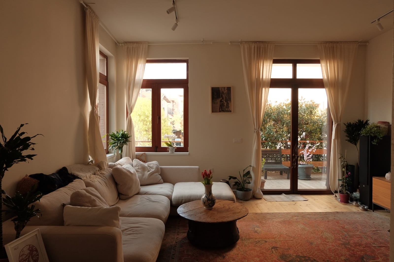 Modern Apartment in Sofia - Photo 8