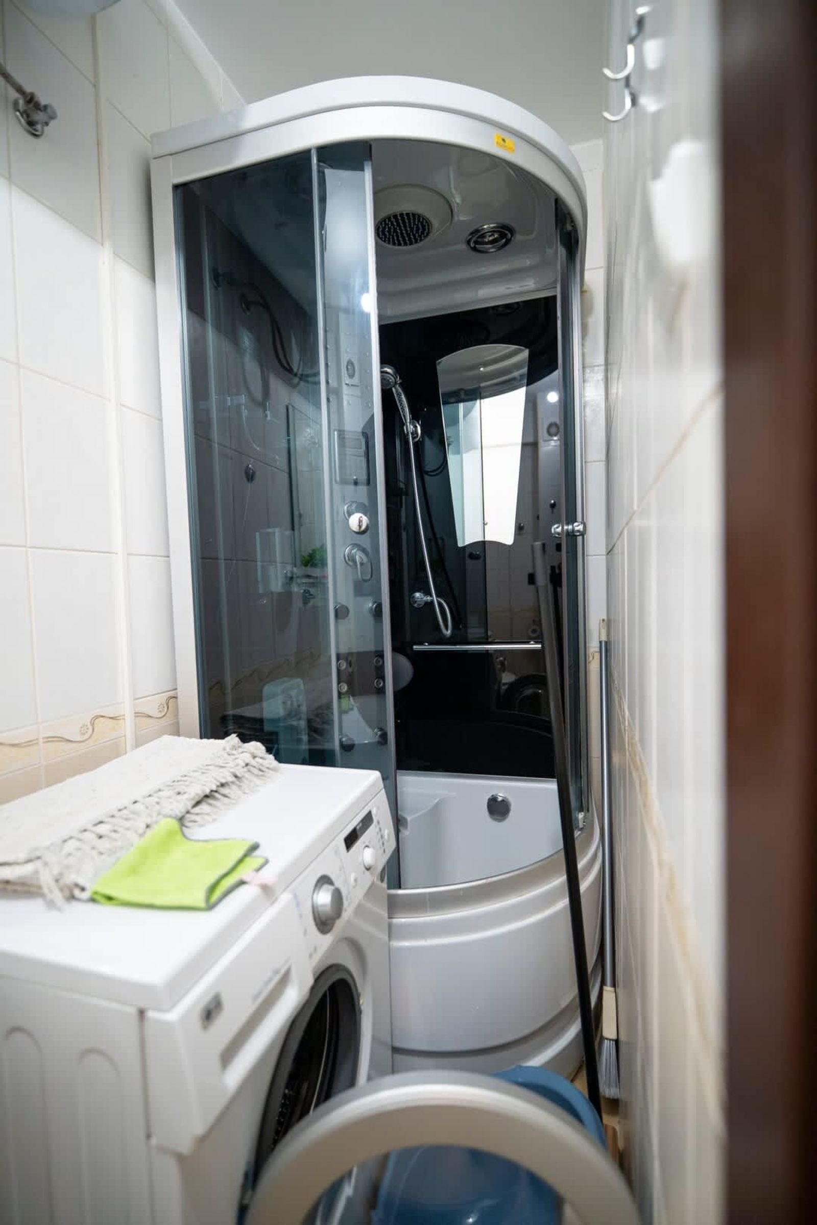 The Family Courtyard - Very LARGE 2BD Apartment - Photo 23