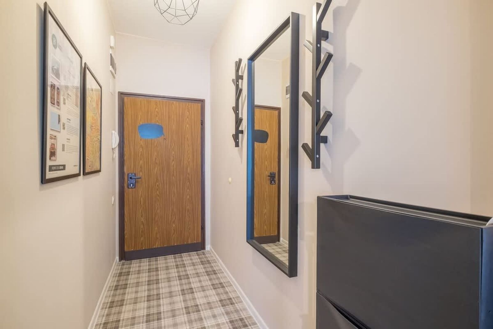 Enjoy The Ride | 2-BDR Lozenec Central Apartment - Photo 29