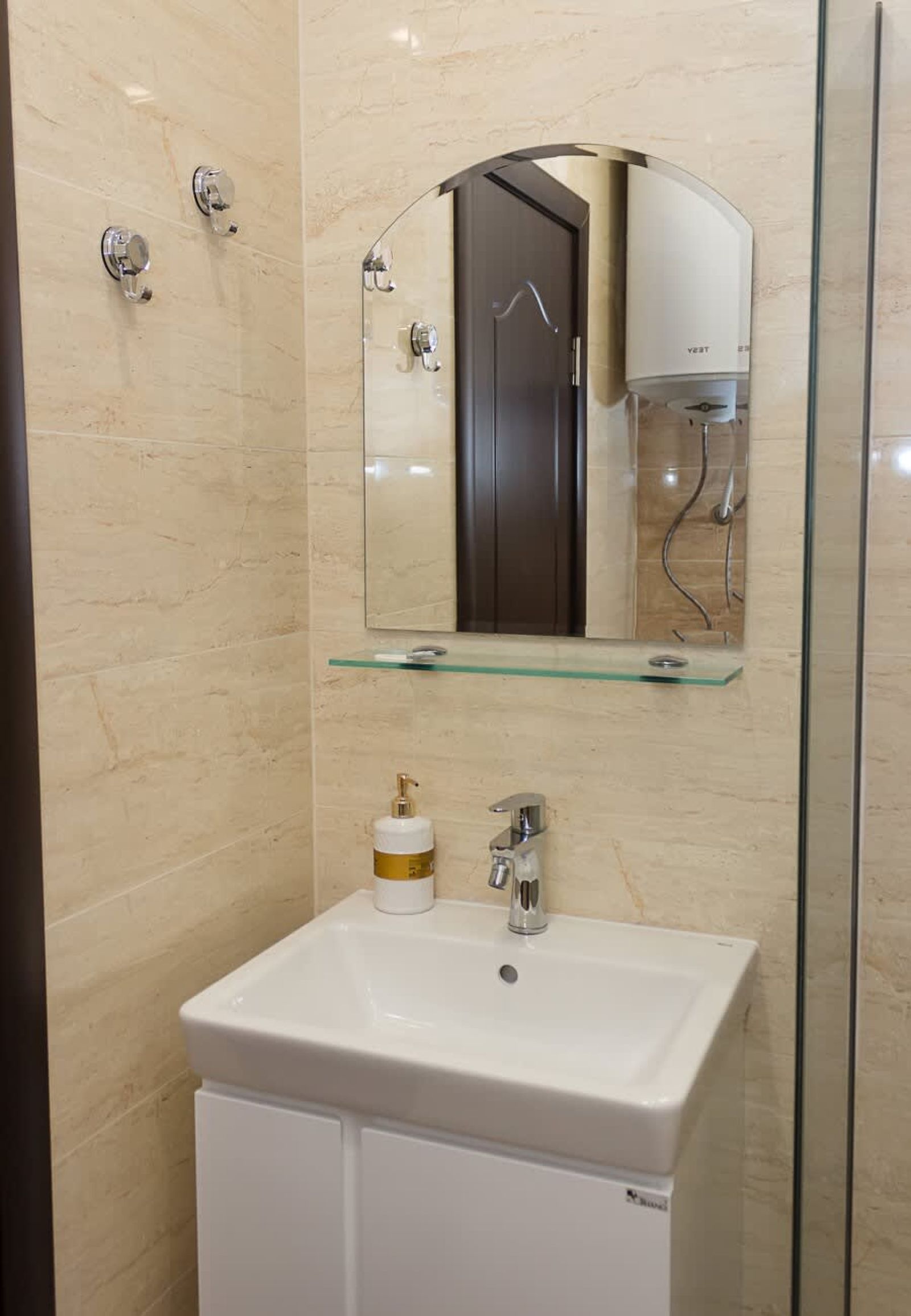 Golden Sands 1BD Apartment - Photo 7