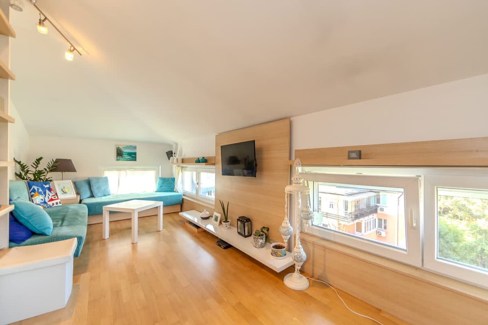 Cozy Flat - Perfect Location - Photo 2