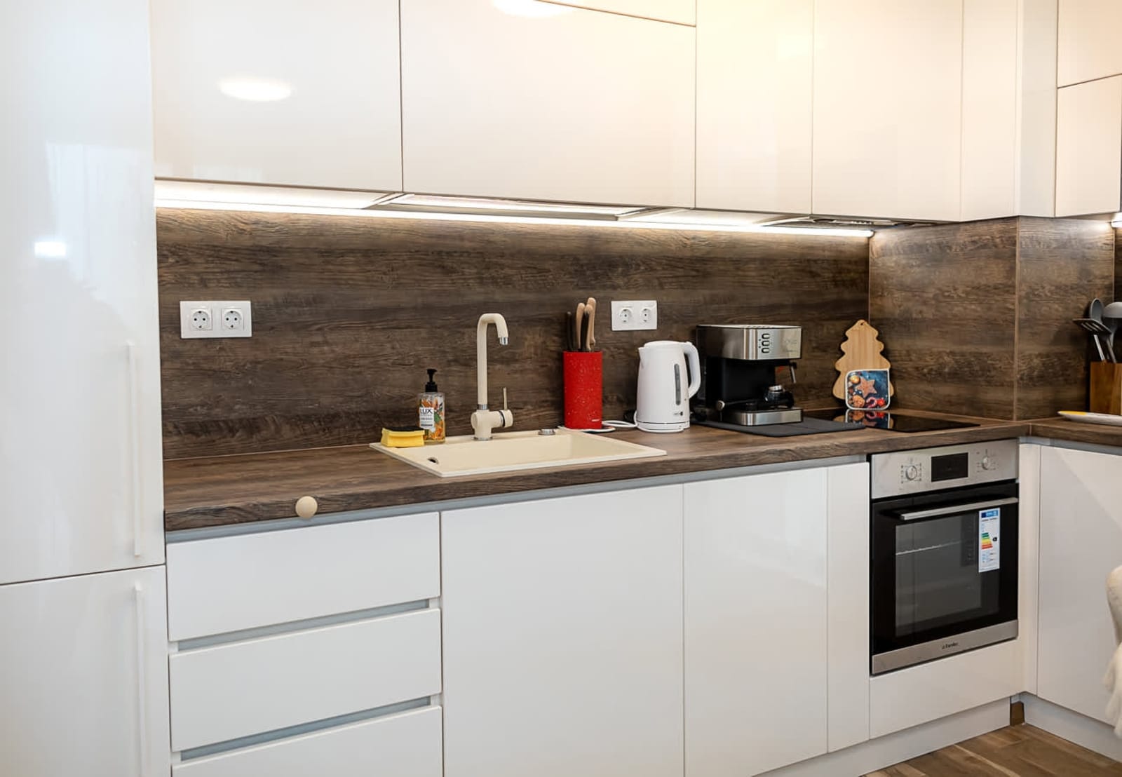 Cozy Sea View Apartment with Pool - Azur Deluxe - Photo 11