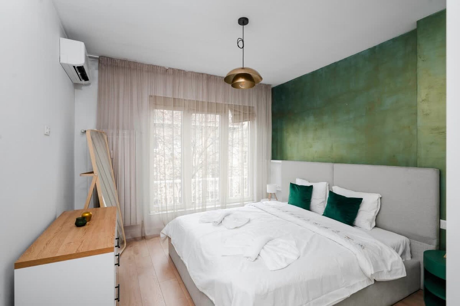 Bright &amp; Modern 2BD Apartment on Oborishte - Photo 5