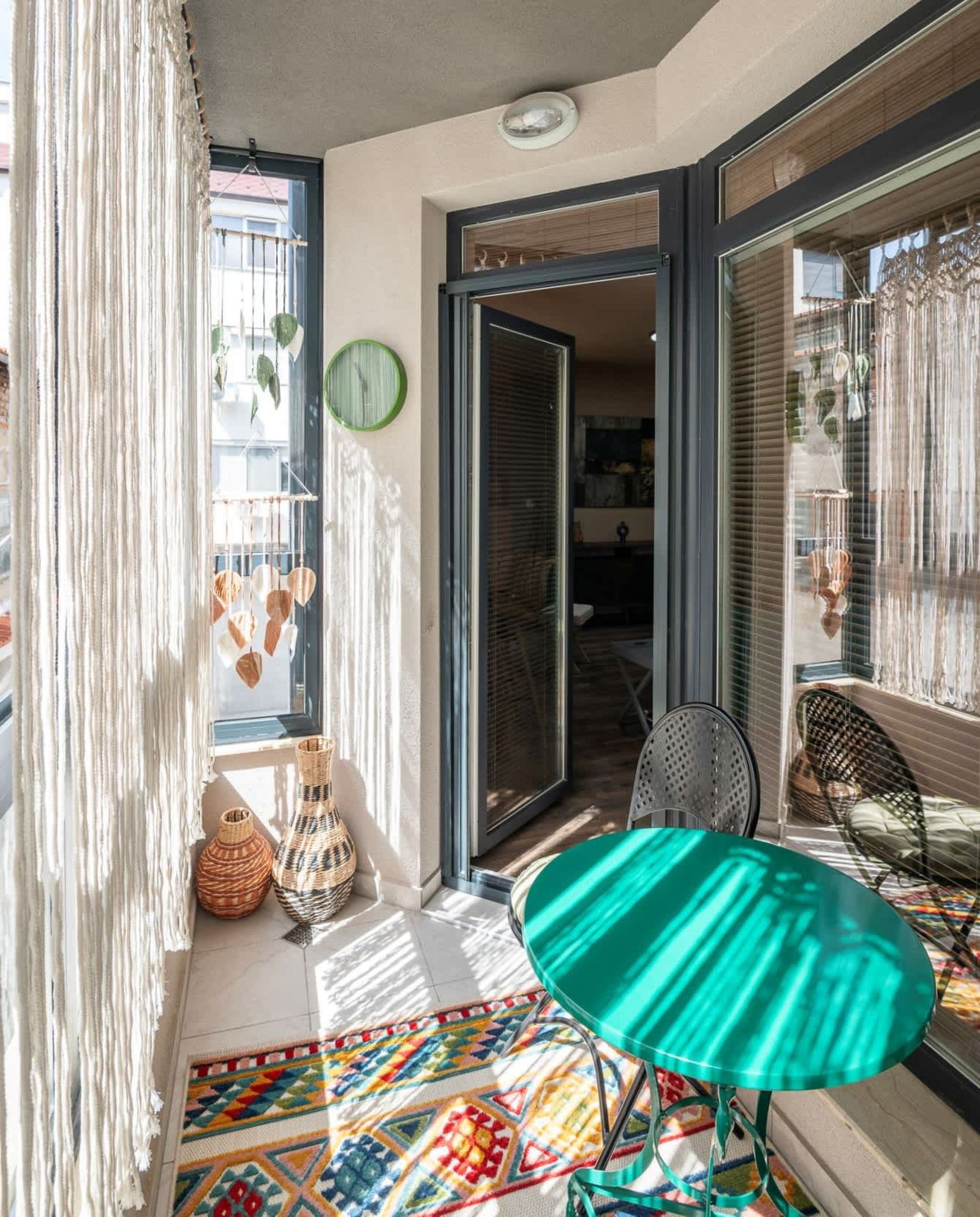 Plovdiv ArtNest: Stylish Apartment in the City Center - Photo 9