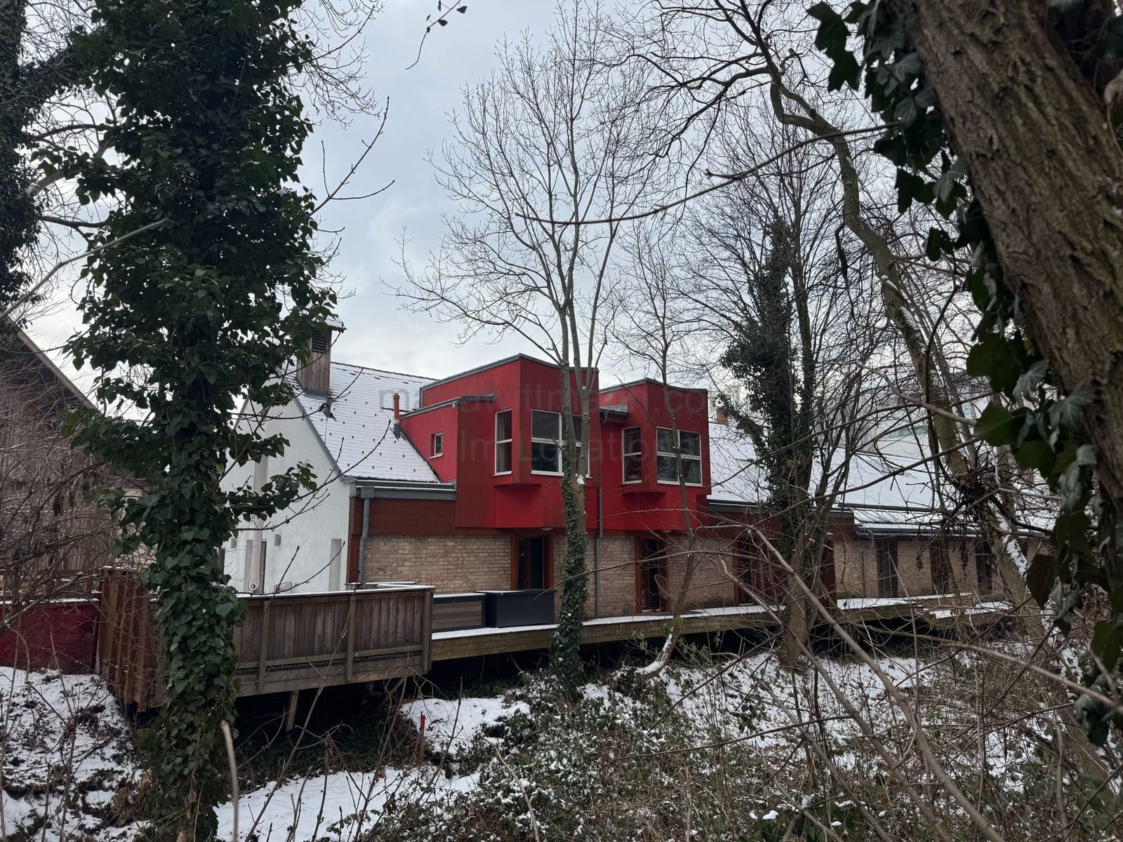 Location 521 - Photo 3