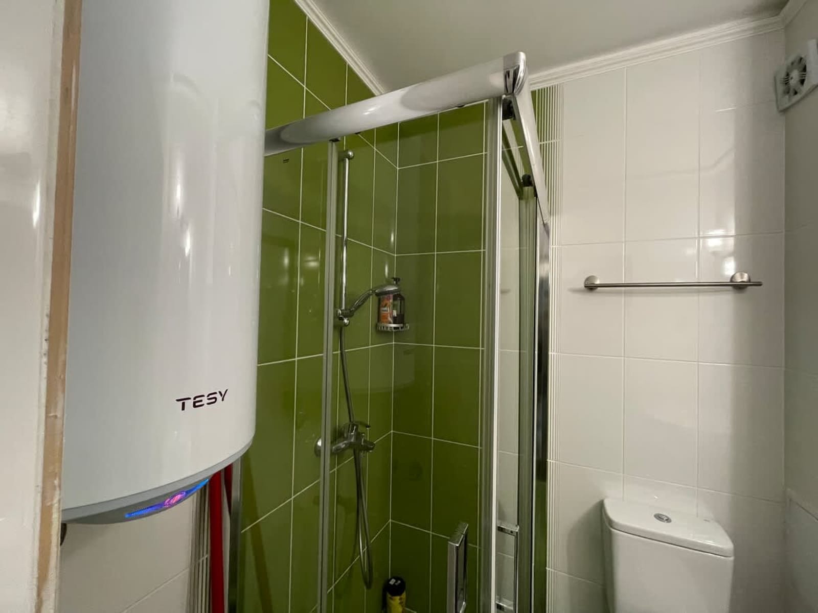 Bright 1BD Apartment with Nice Terrace - Photo 11