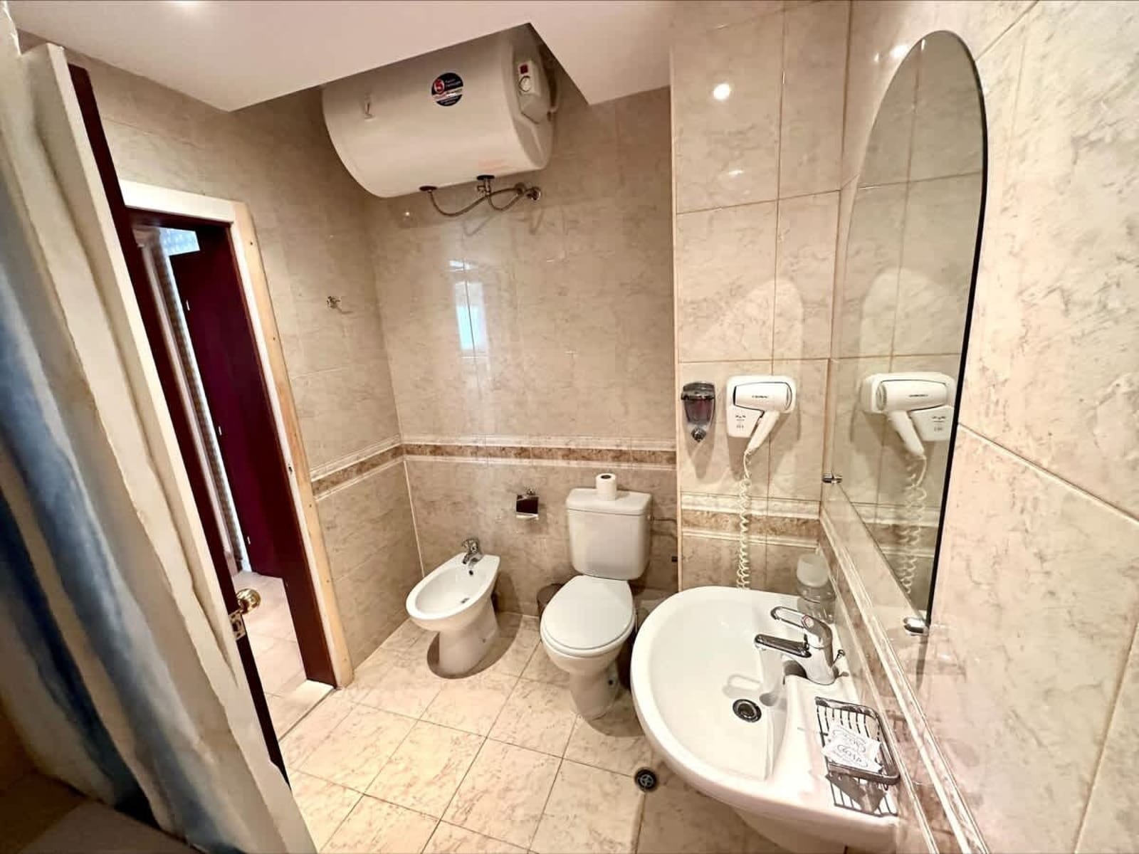 Miramar Palace Studio with Balcony - Photo 35