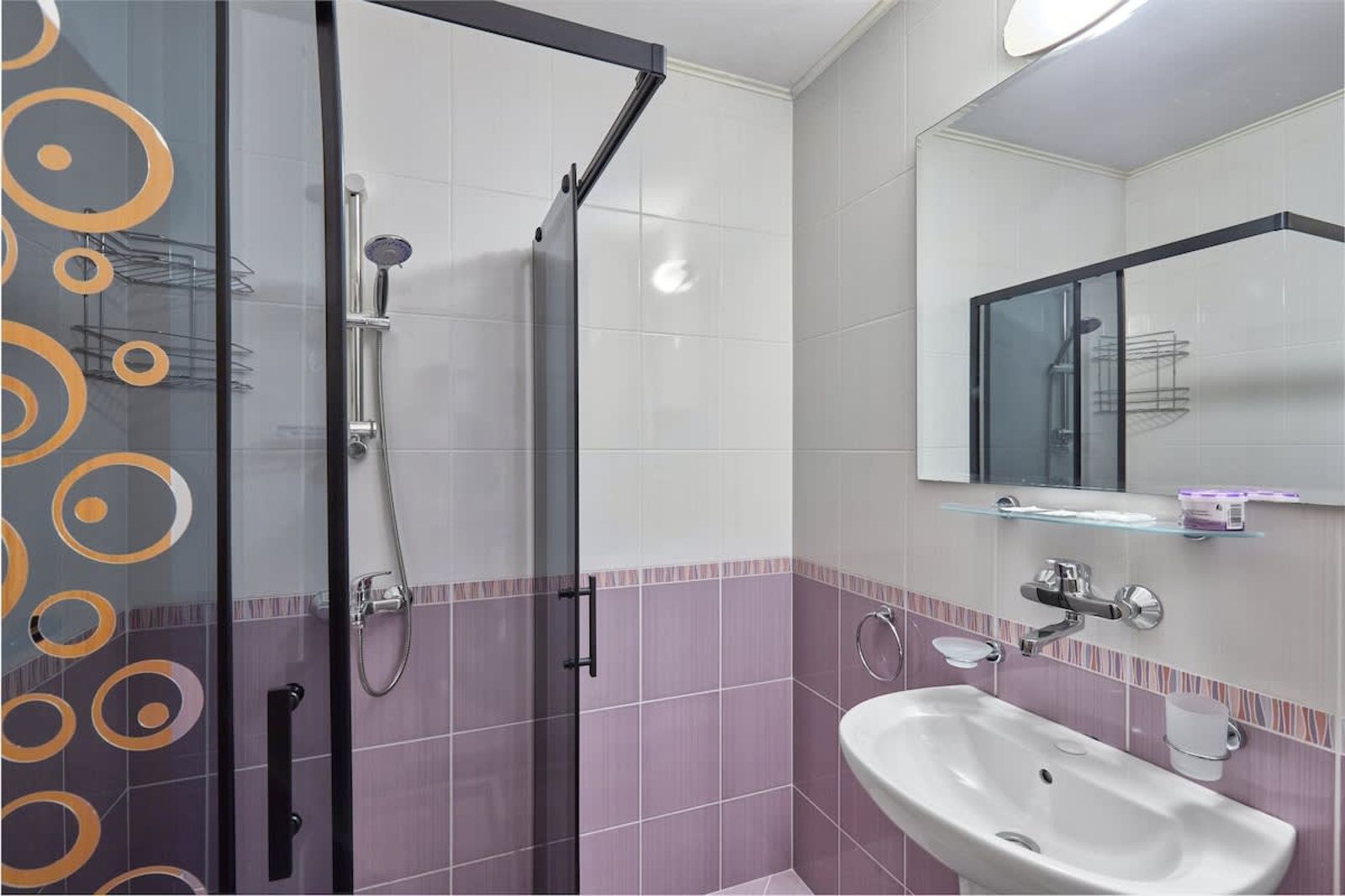 Private Studio in Hotel Paradise Pomorie - Photo 12