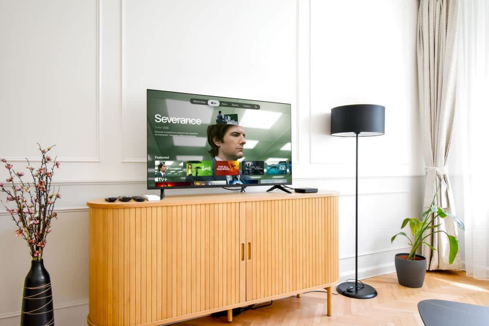 Stylish 2BD with Balcony &amp; Desk near Vitosha Blvd - Photo 7