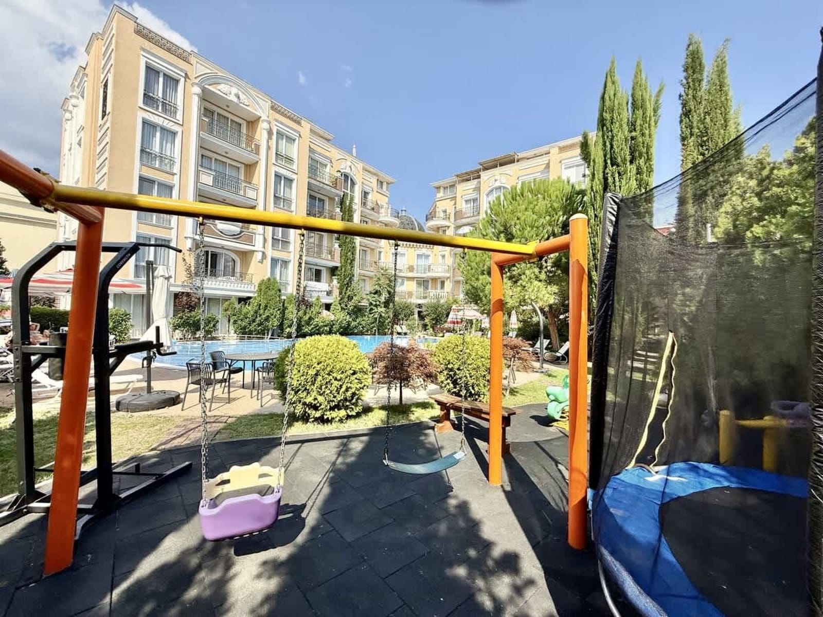 Cozy apartment in Messembria Palace - Photo 11