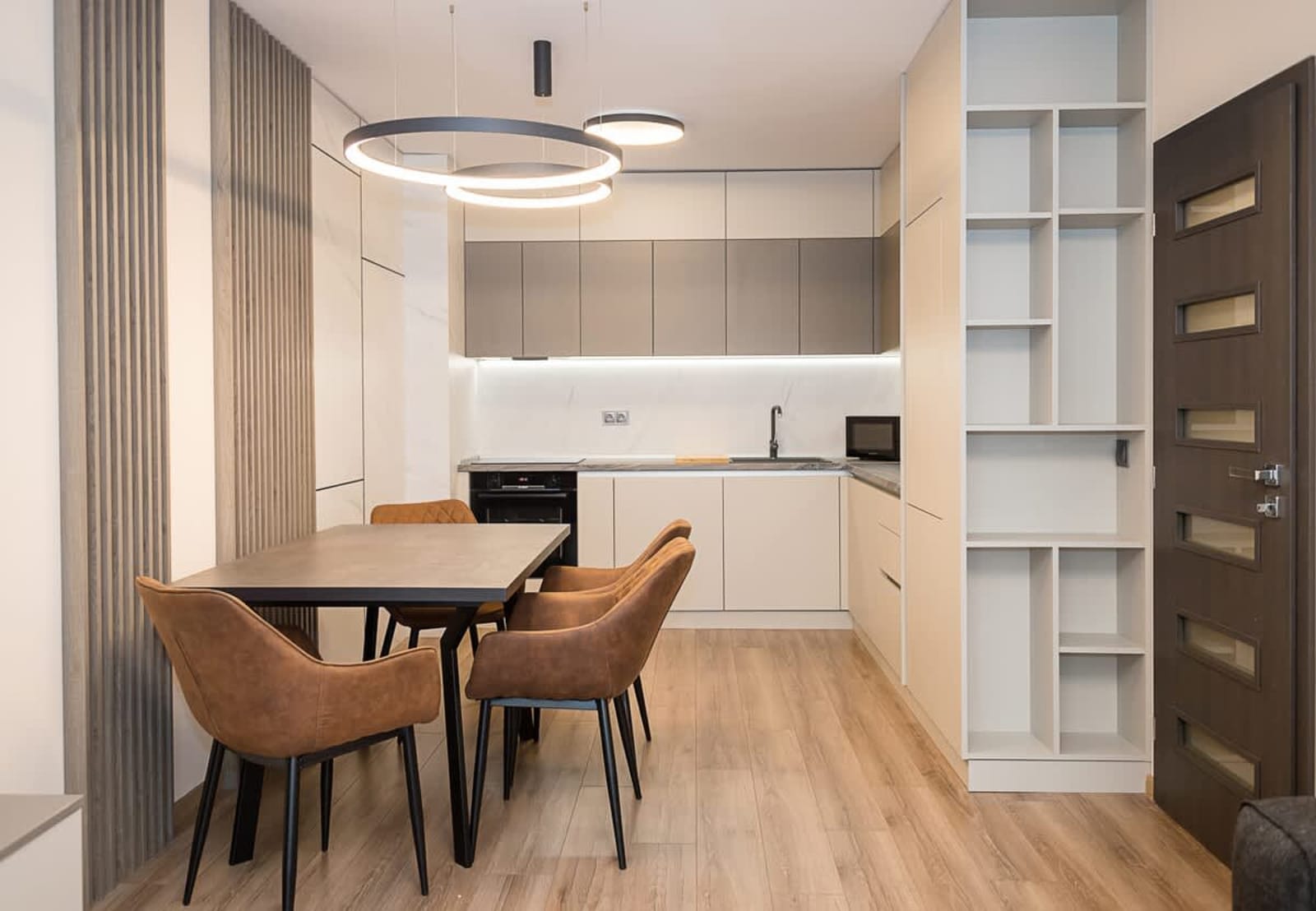 Exclusive Central Varna Apartment | 2 Beds+Parking - Photo 2