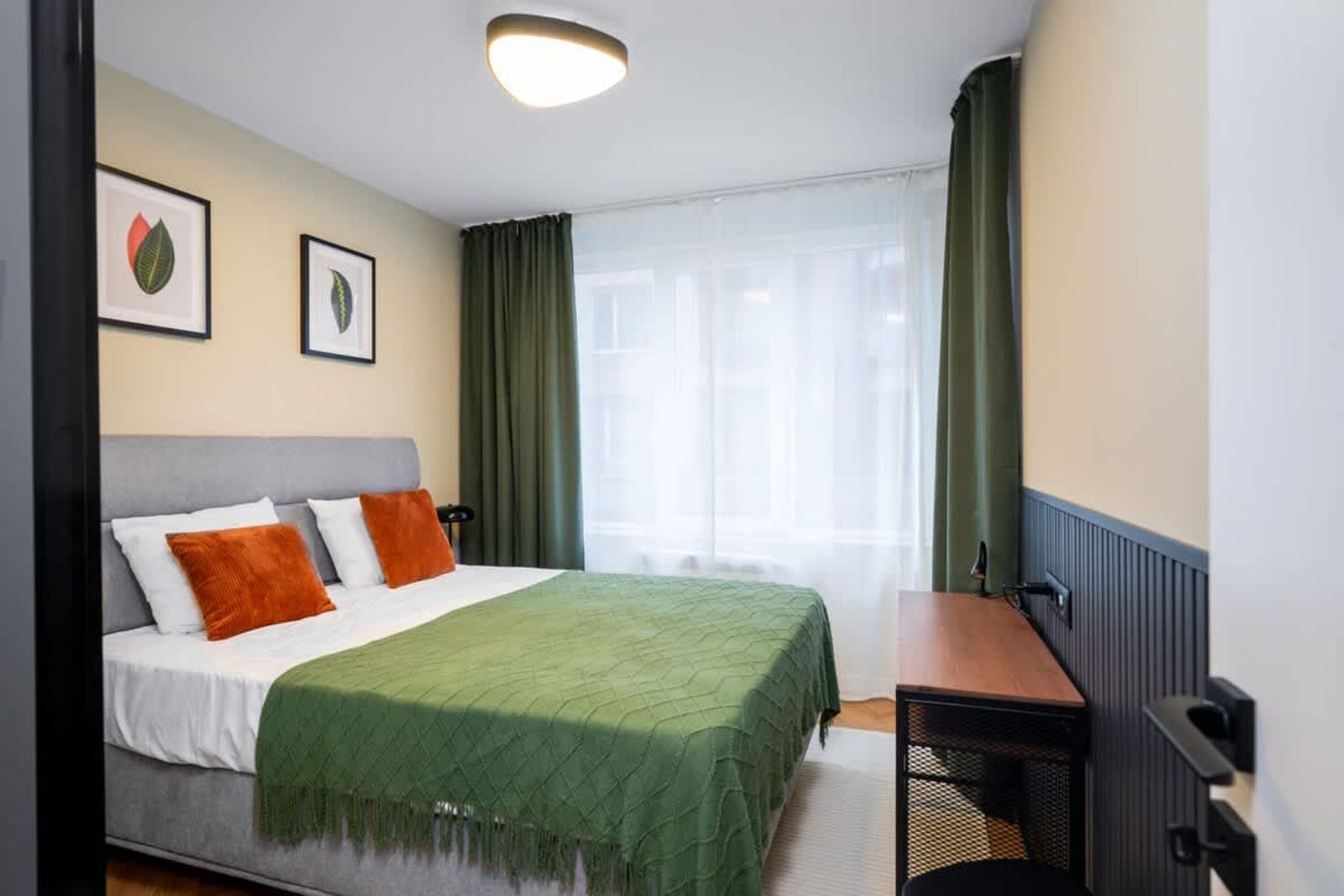 Modern&amp;Central 2-BD with Parking - Photo 19