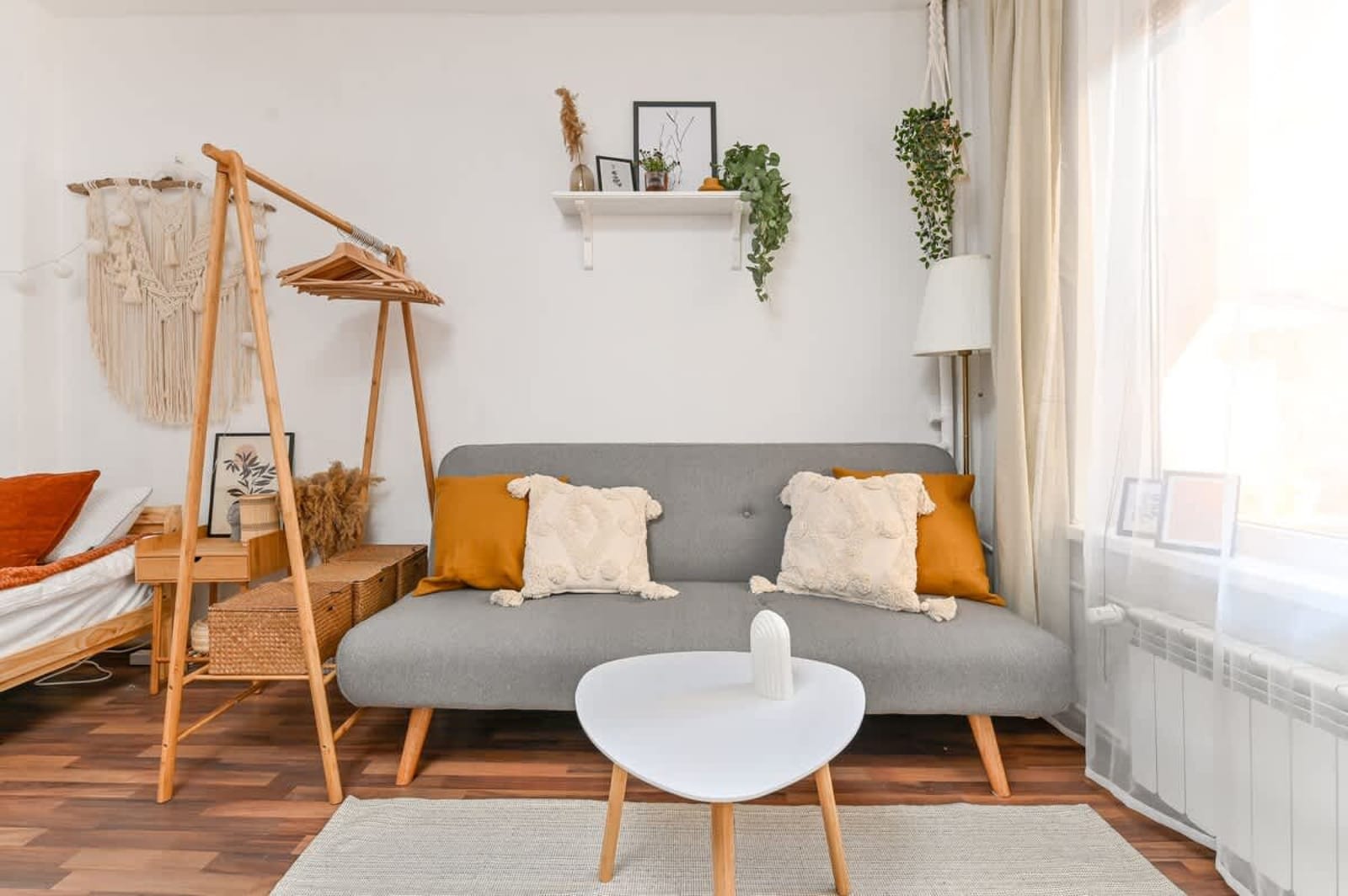 Cosy&amp;Art 1BD Apartment next to Slaveykov Square - Photo 6