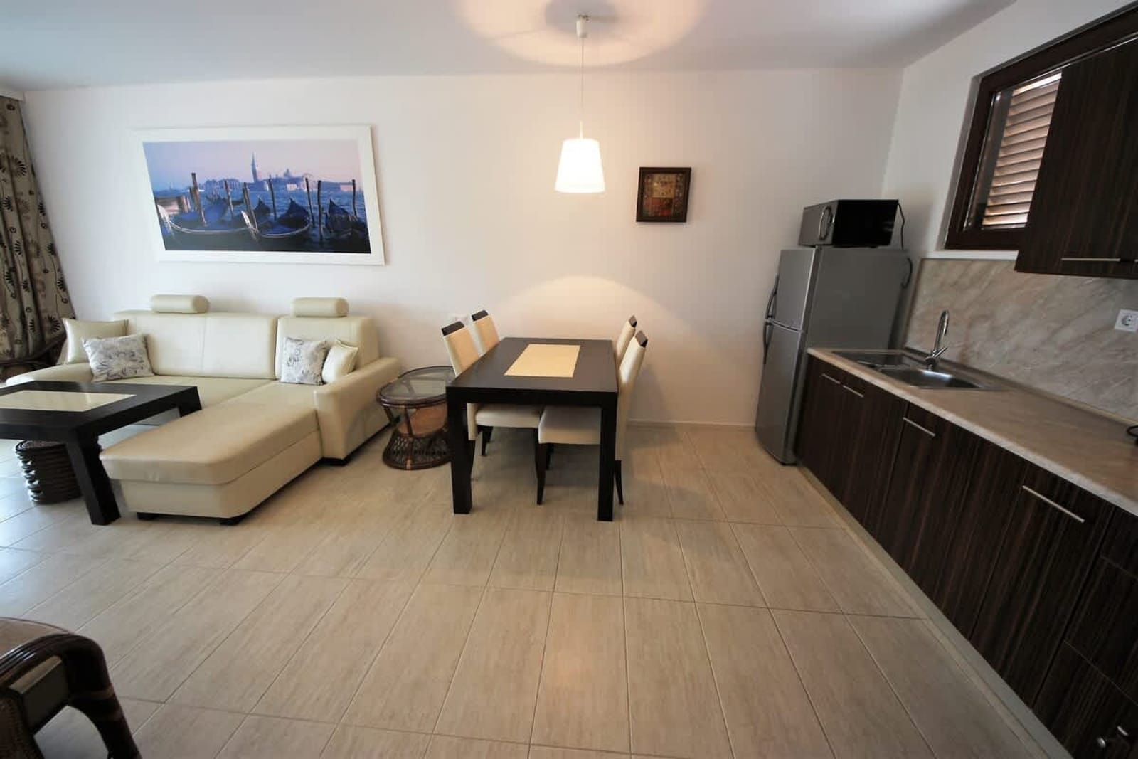 Cozy Kavaci  Deluxe Apartment with Terrace - Photo 14