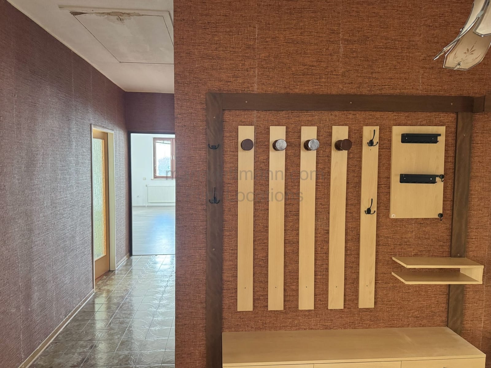 Location 520 - Photo 6