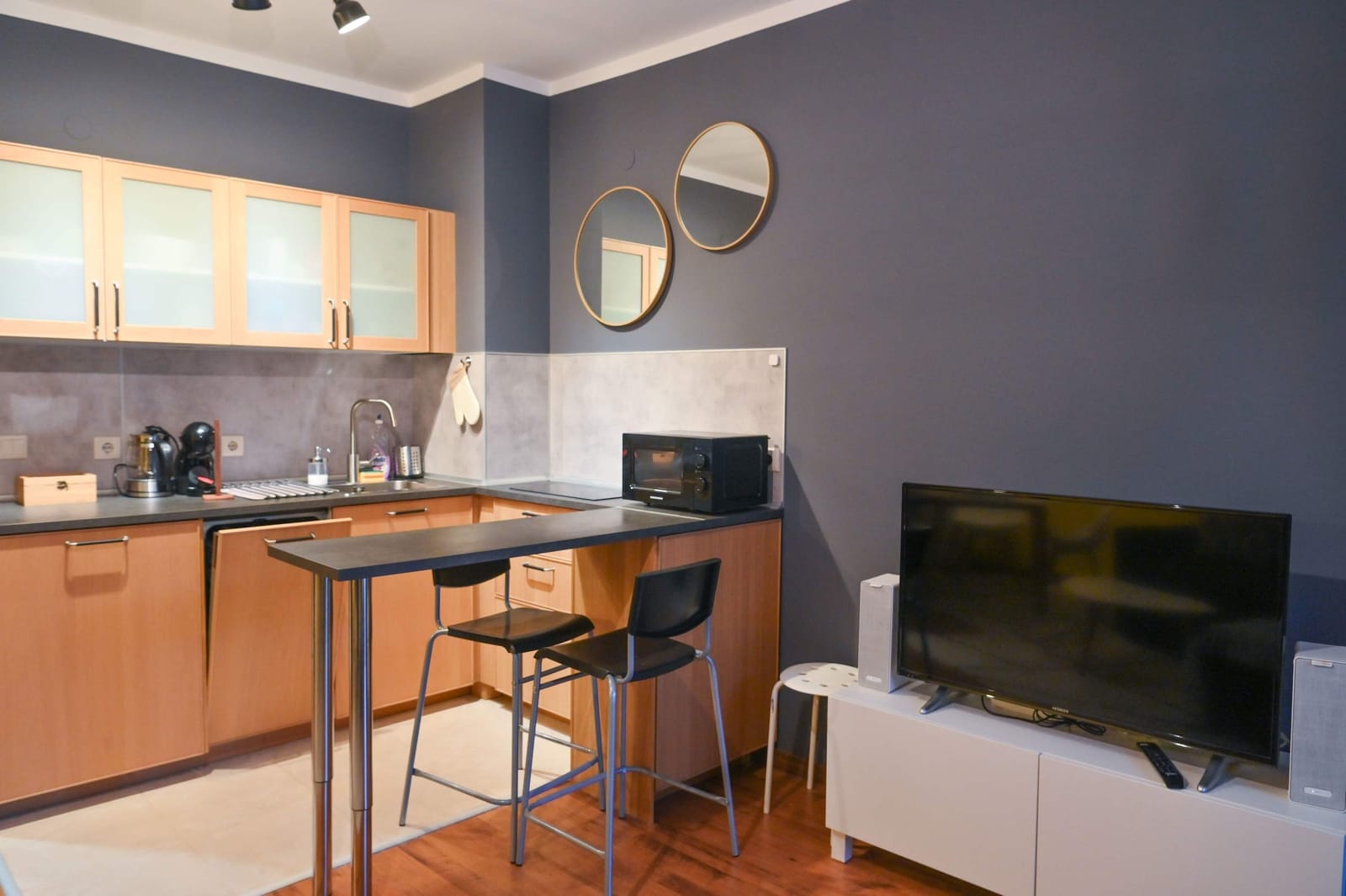 Gondola Retreat Bansko - Cozy 1BR Near the Lift - Photo 10