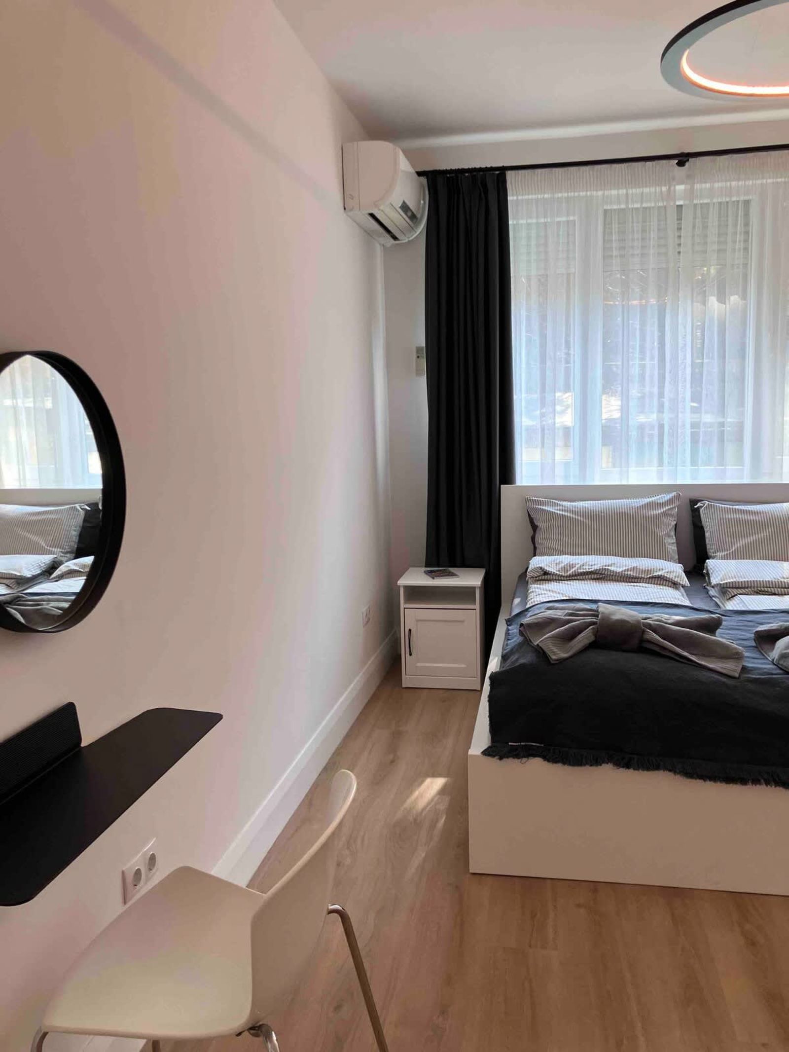 A French affair. With parking, style and elegance. - Photo 66