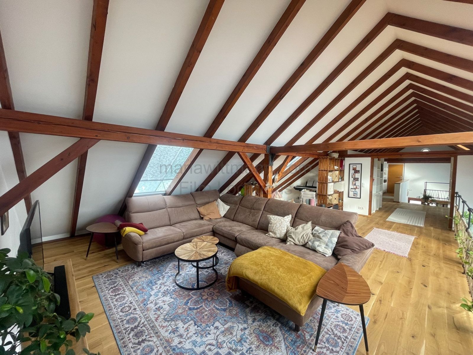 Location 521 - Photo 15