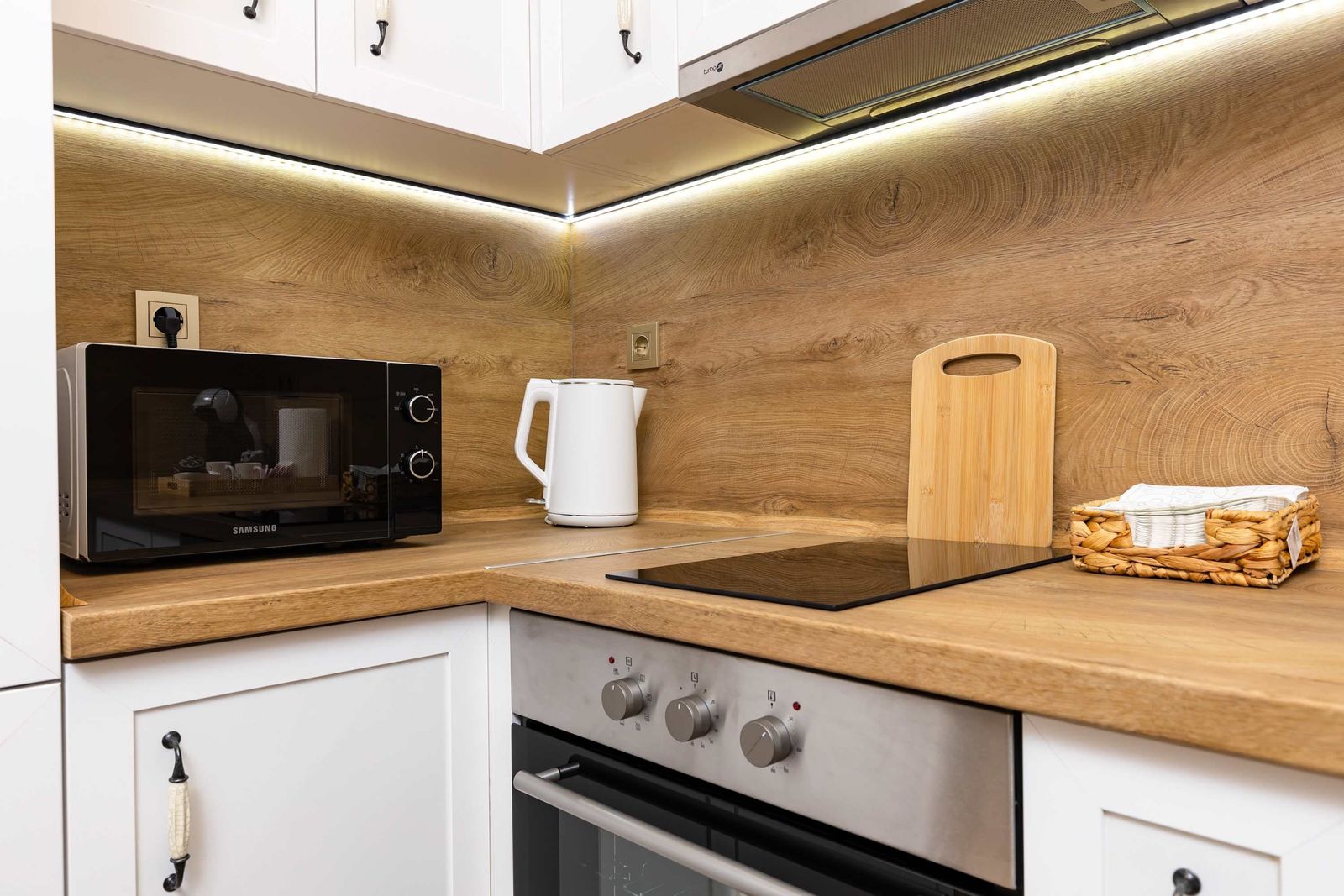 The Modern Wood Suite - Photo 19