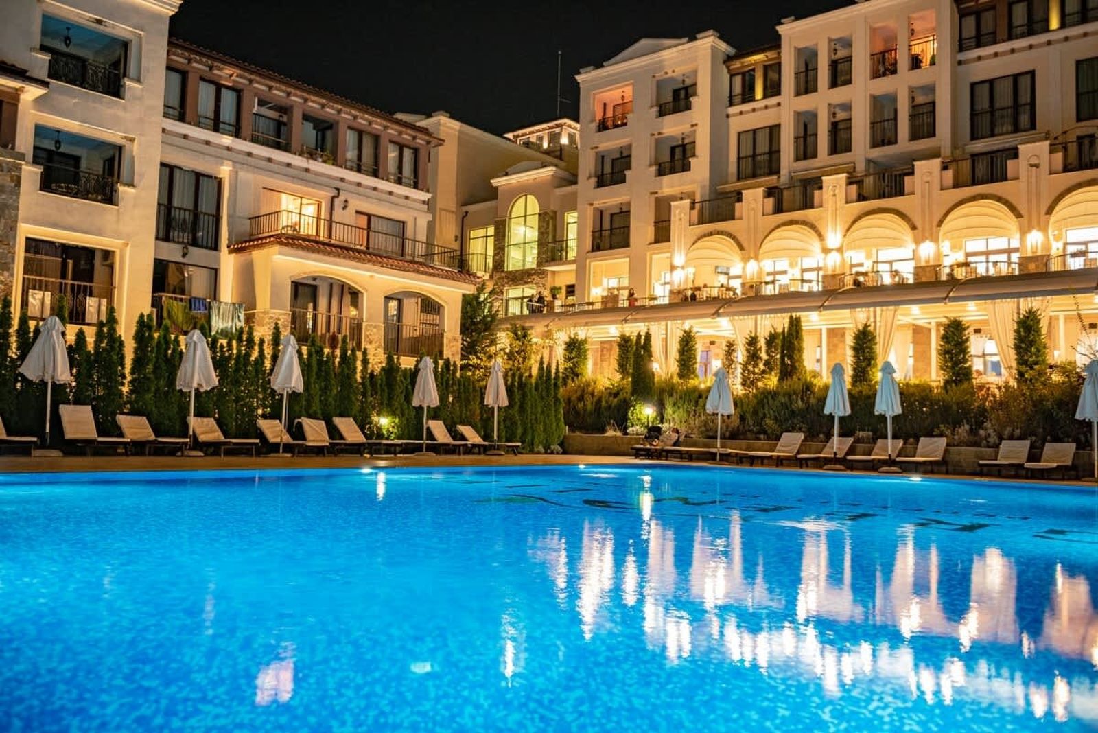 Cozy Kavaci Apartment with Garden View - Photo 30