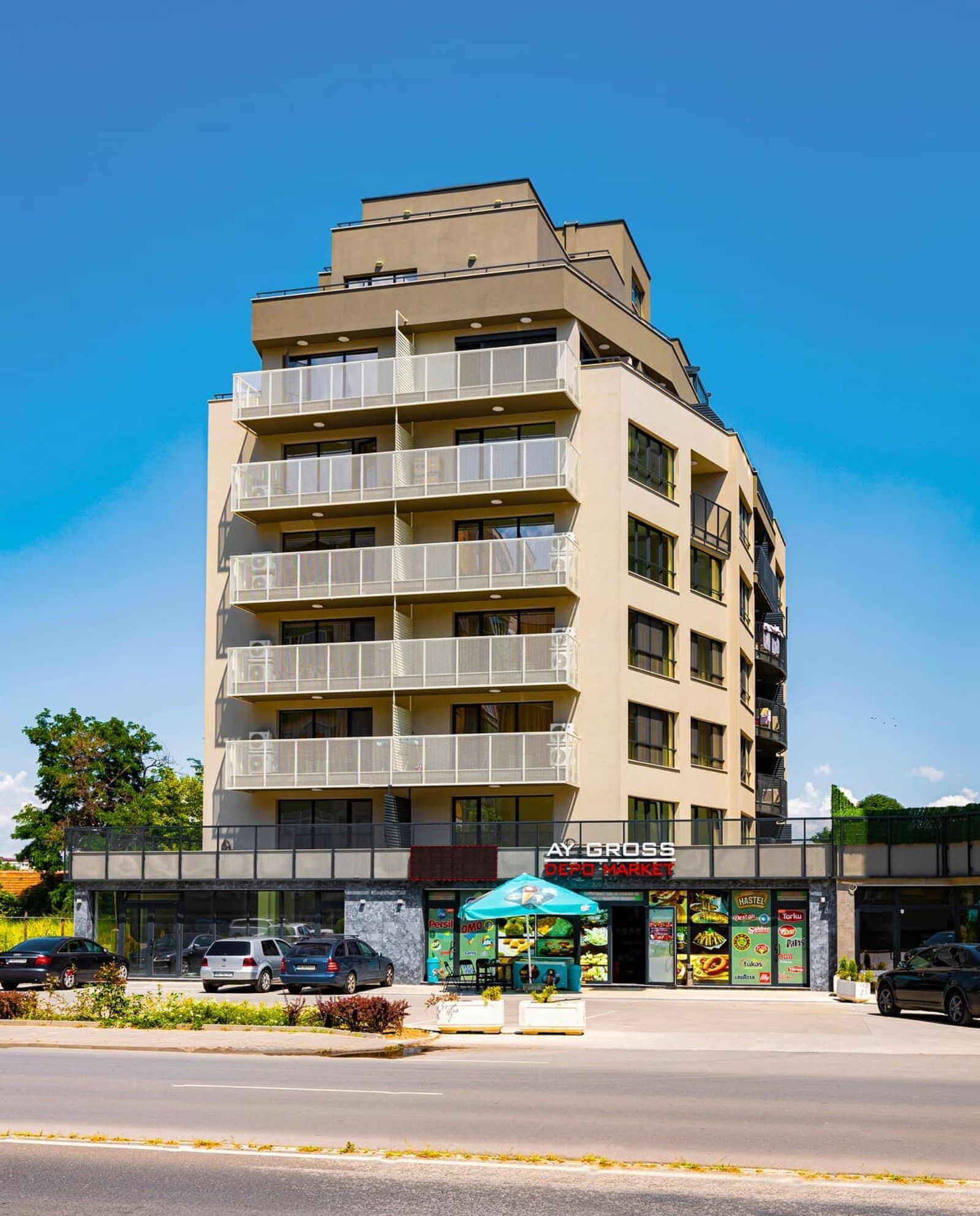 Bright Windowed Studio 10 mins to the City Centre - Photo 22