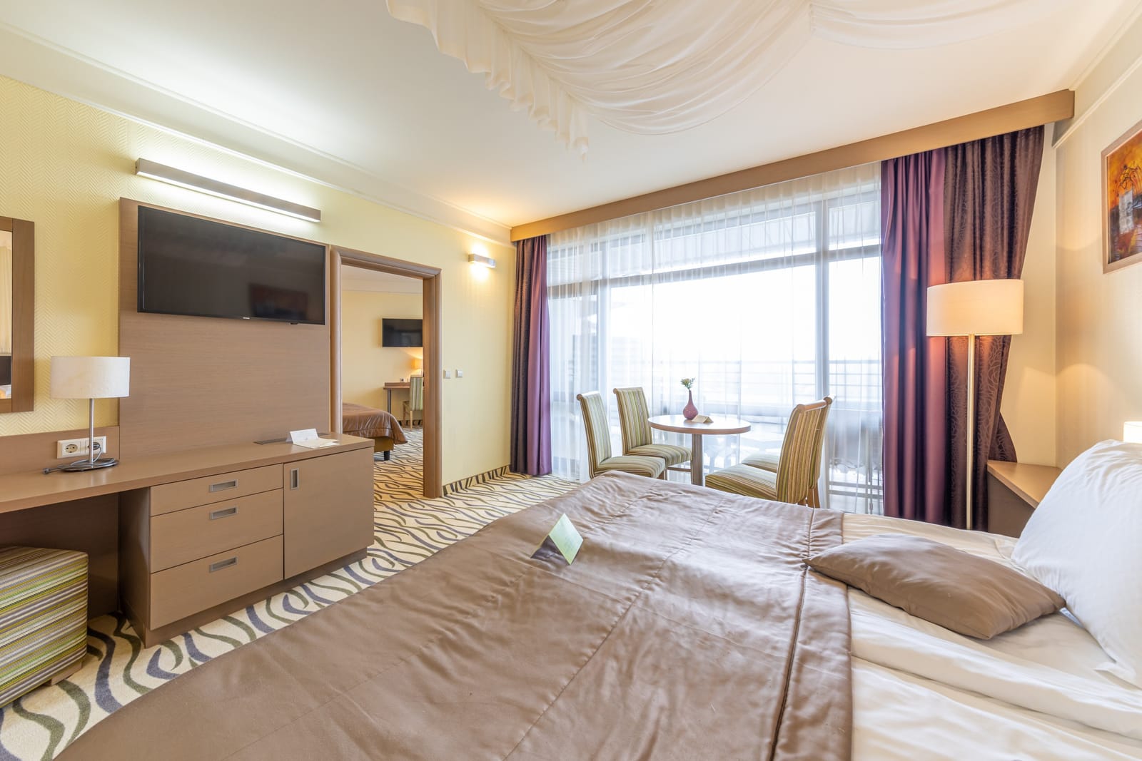 Two Bedroom Apartment in the Flamingo Grand Hotel - Photo 16