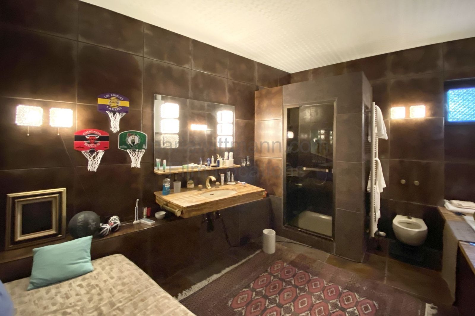 Location 241 - Photo 19