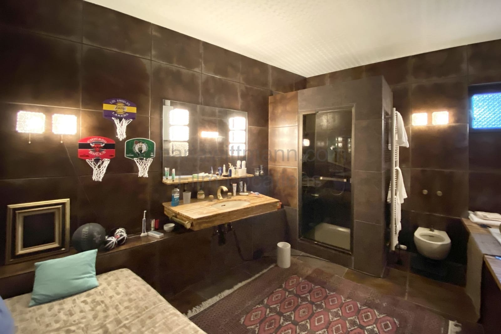 Location 241 - Photo 19