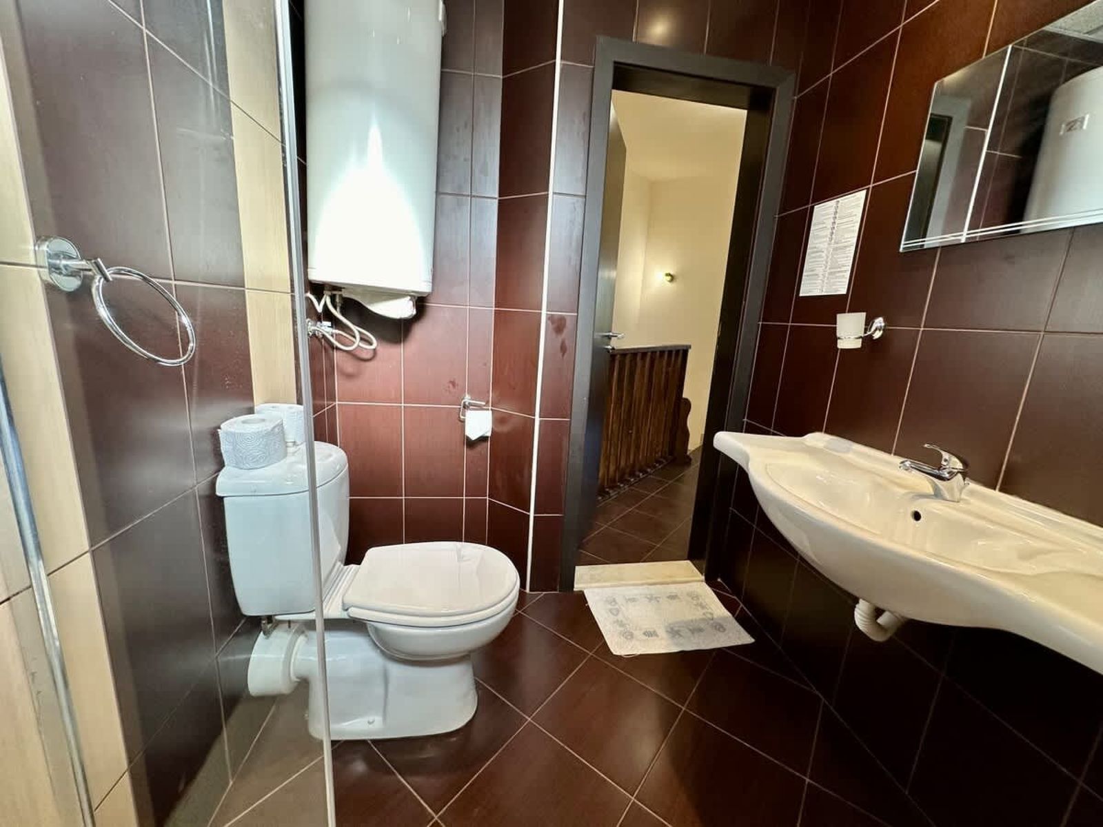 Cozy Villa Imperial Heigts - Photo 40