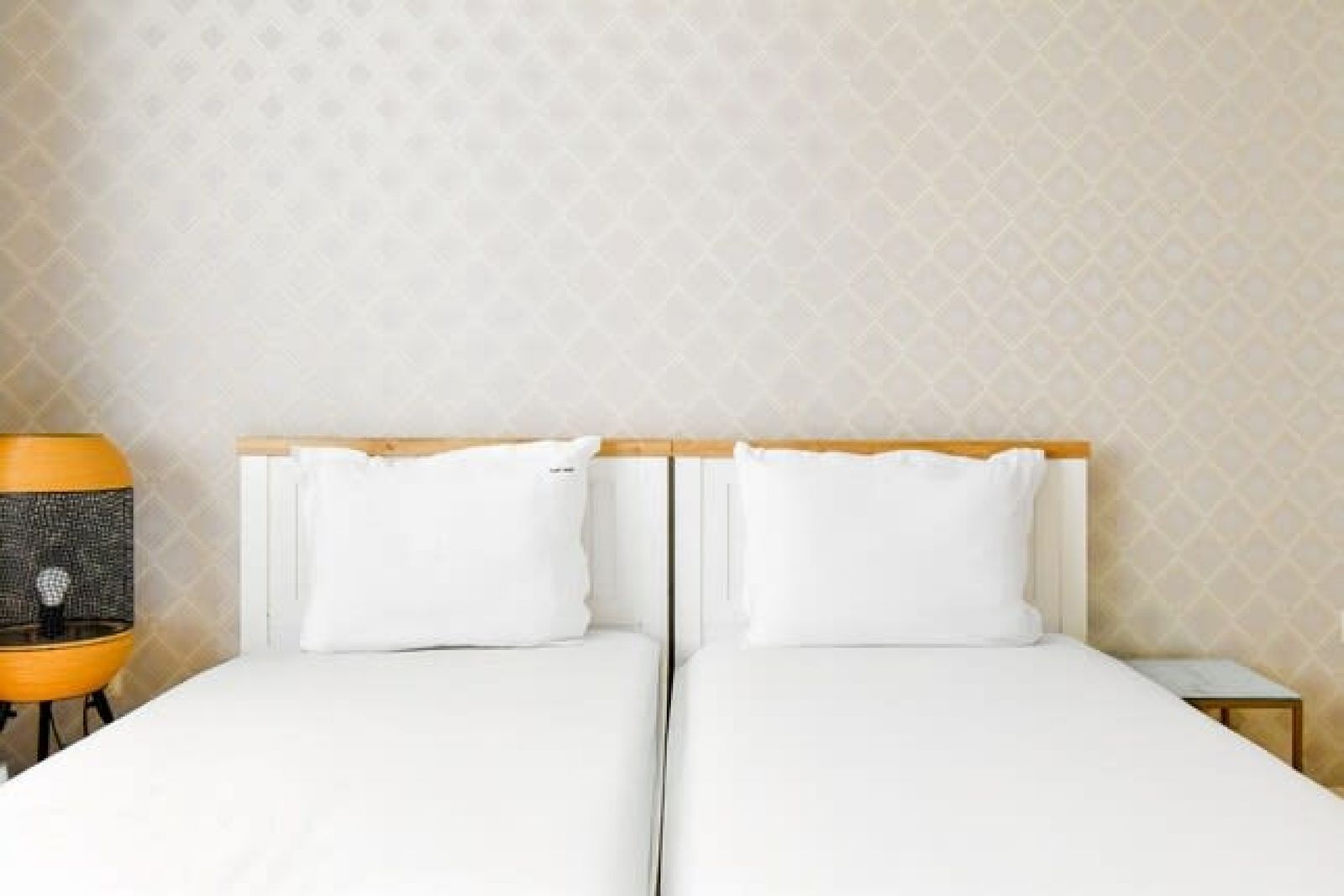 Classic Charm ~ 2BD Central Apartment - Photo 13