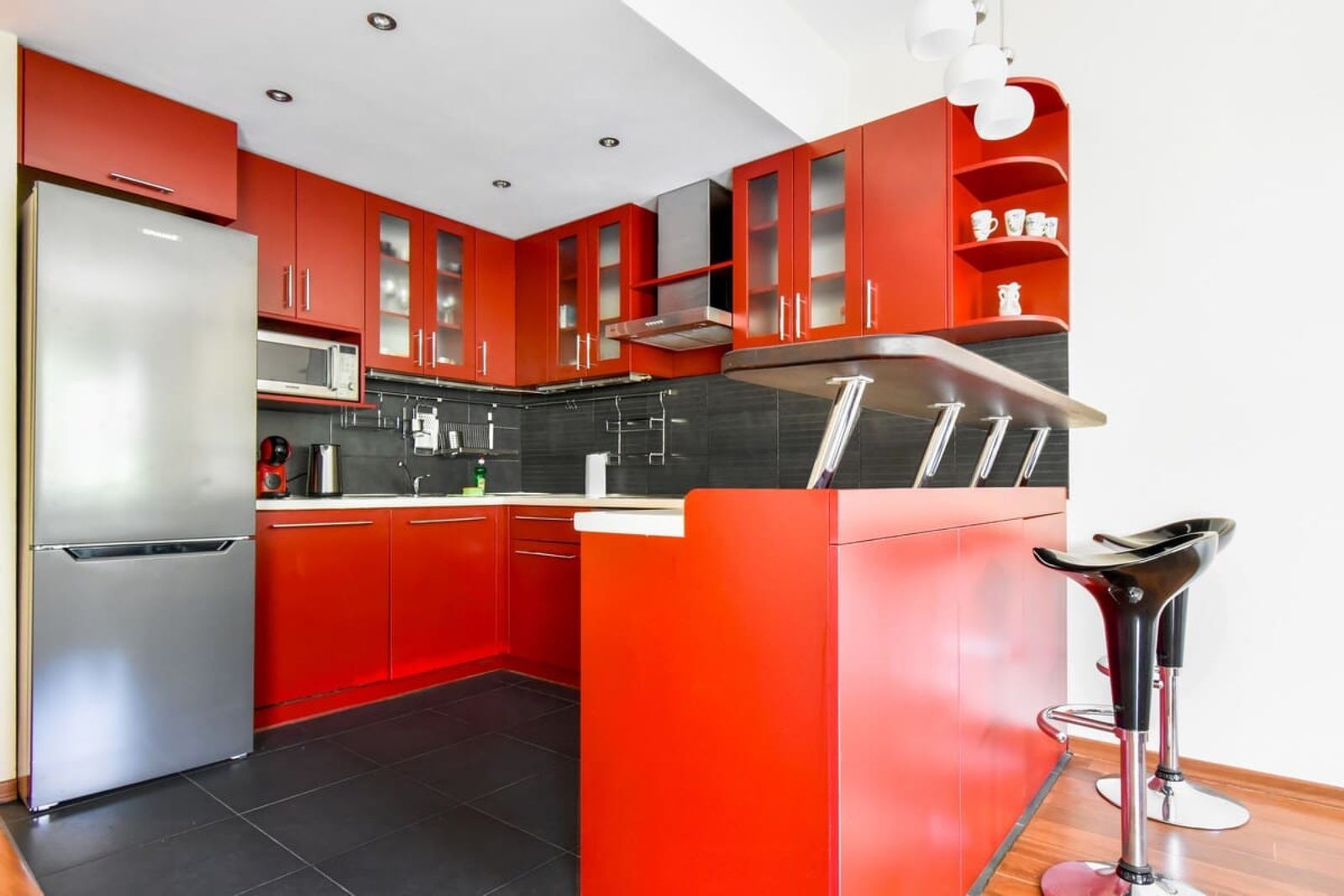 Modern 2BD Flat in Central Sofia + Workspace - Photo 11