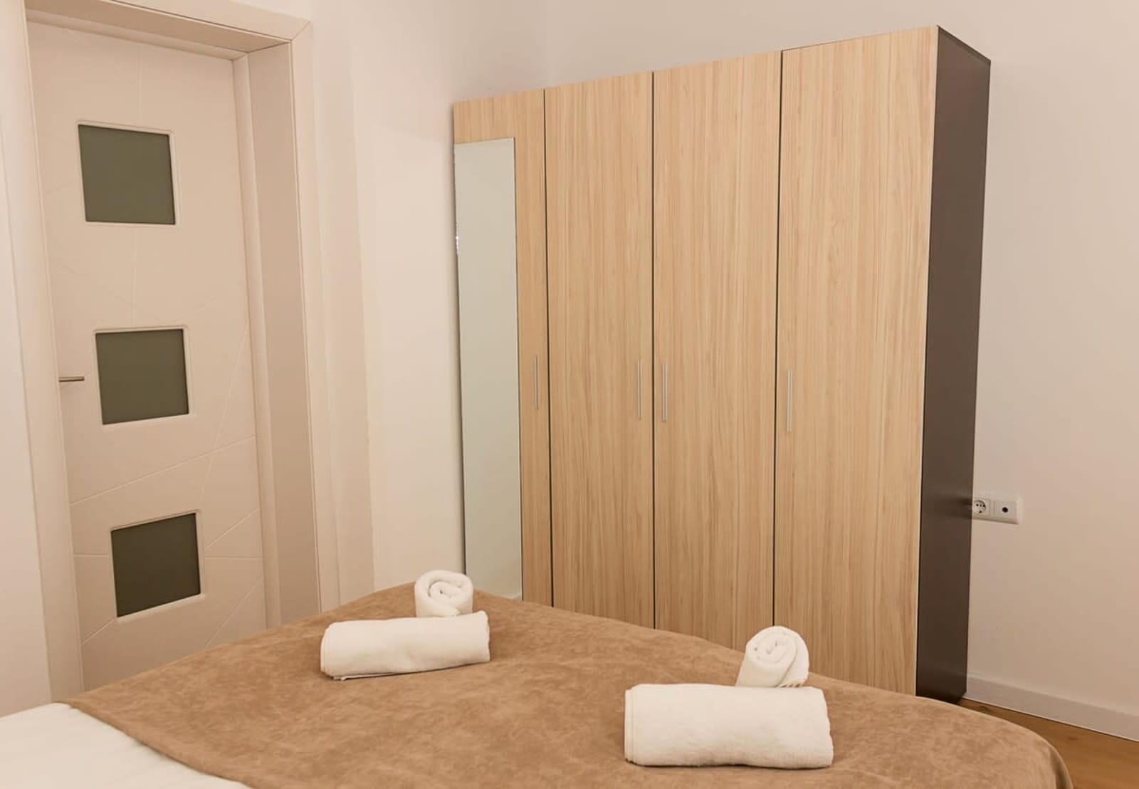 Seaview Haven: Elegant 2BD Flat in Balchik - Photo 18