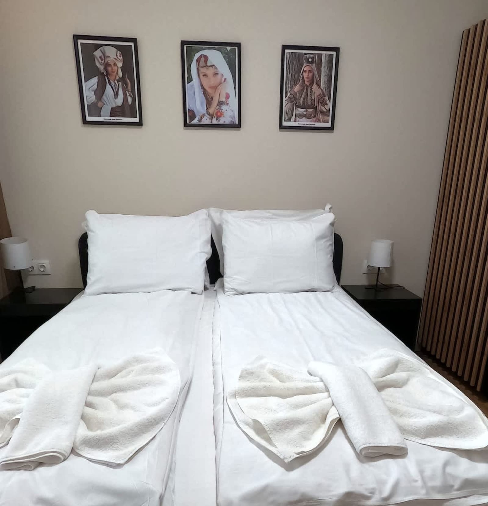 Contemporary Home with Balcony - Photo 12