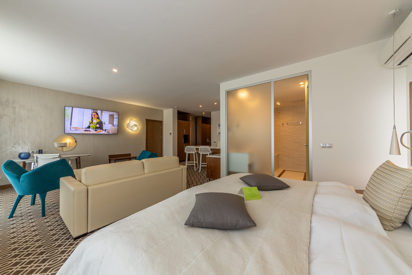 Two Bedroom Apartment in the Maritim Paradise Blue Hotel - Photo 14