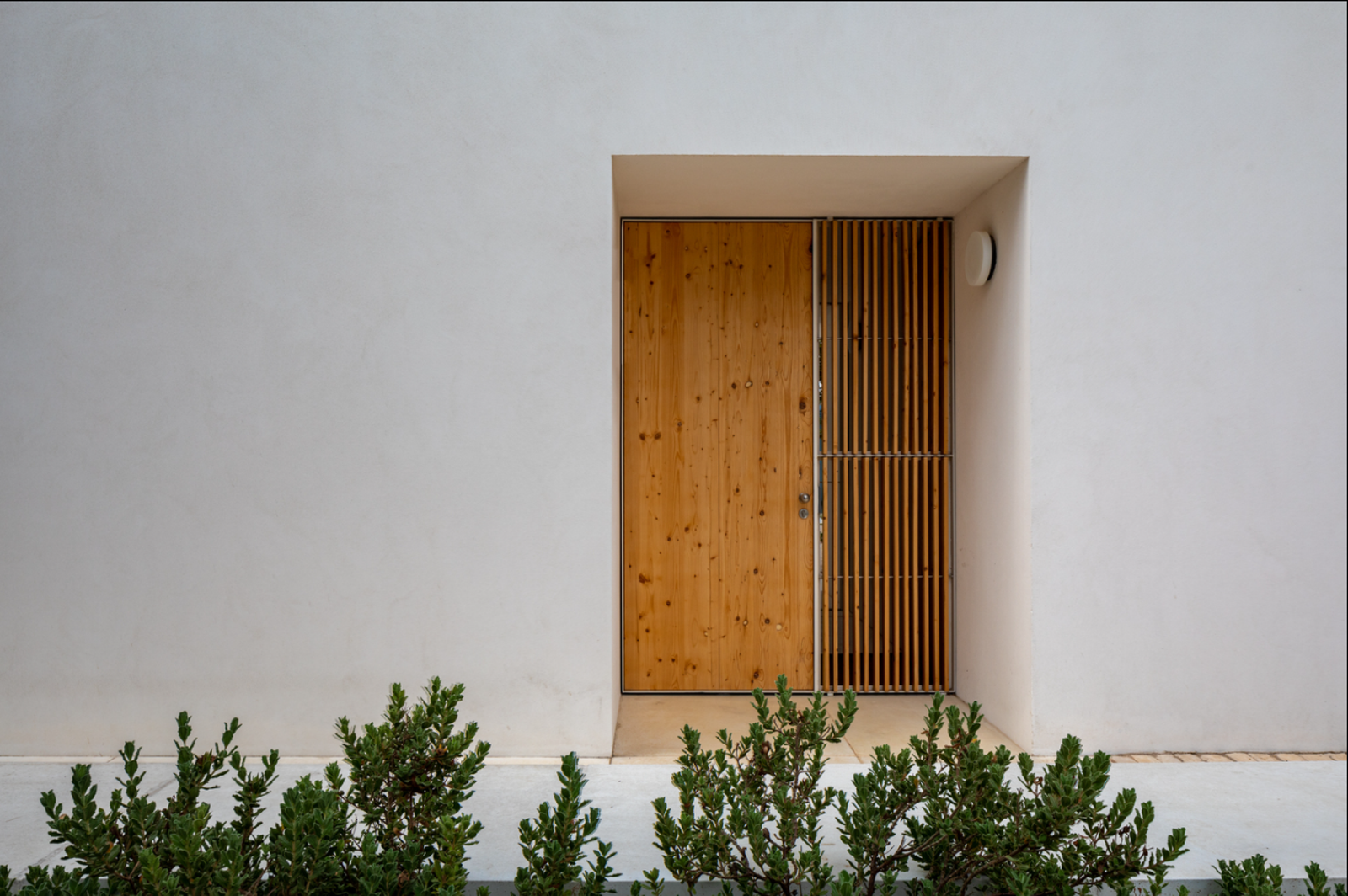 Courtyard House - Photo 10