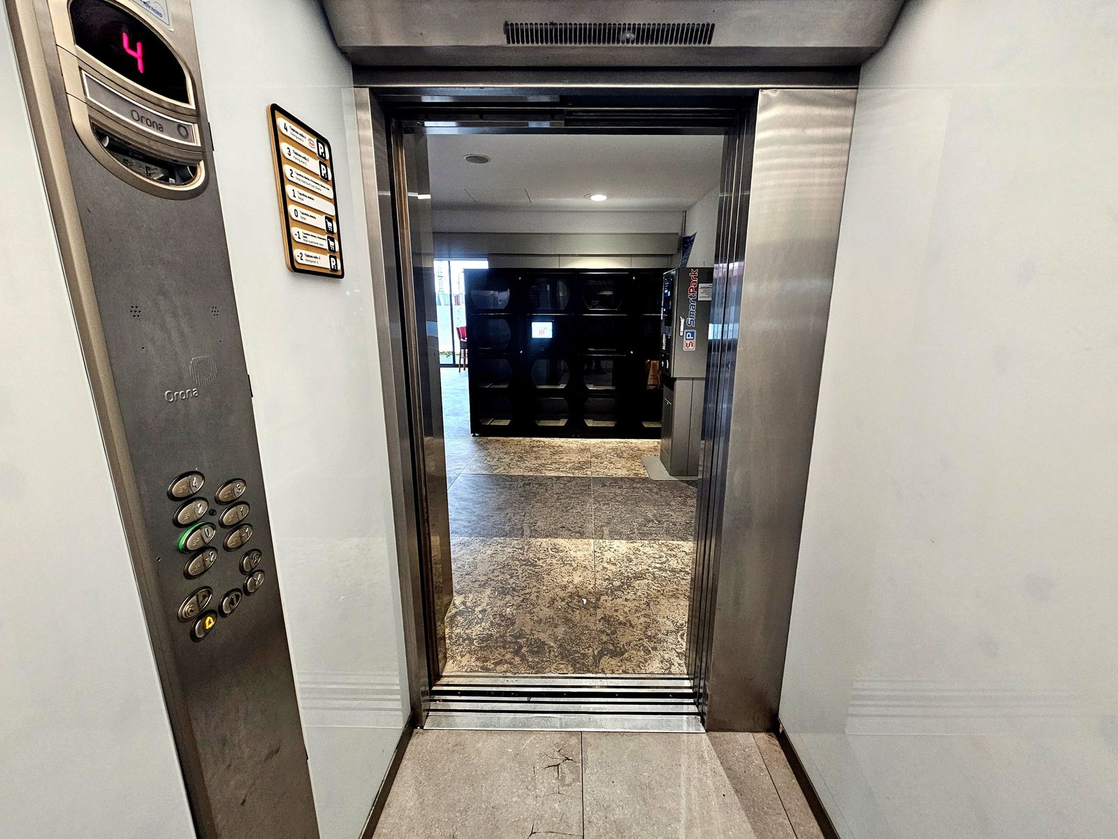 Boutique Restaurant in Sofia - Photo 30