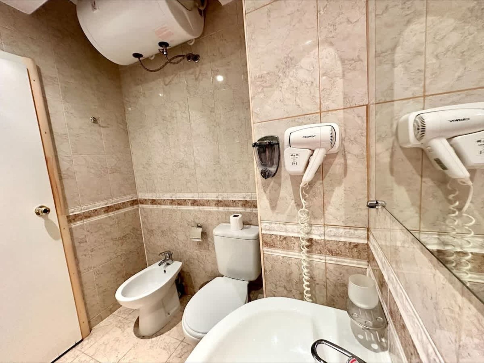 Miramar Palace Studio with Balcony - Photo 42