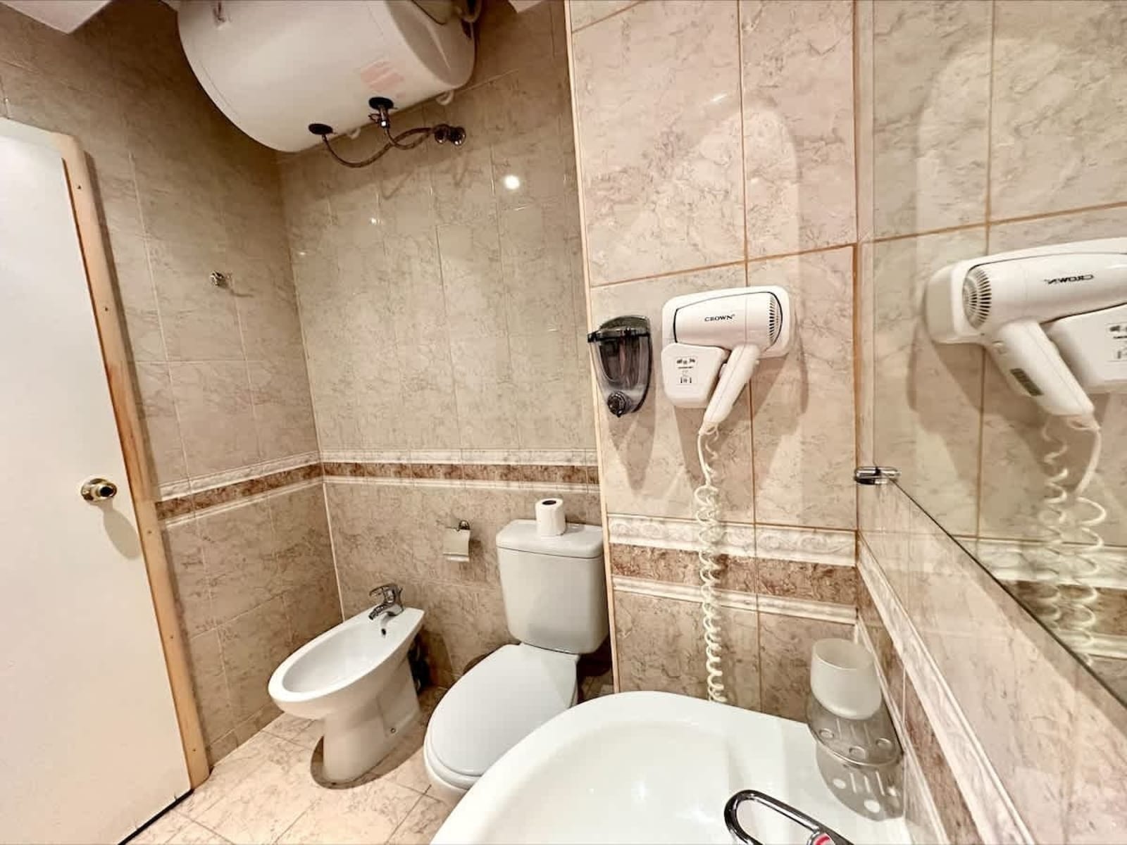 Miramar Palace Studio with Balcony - Photo 42