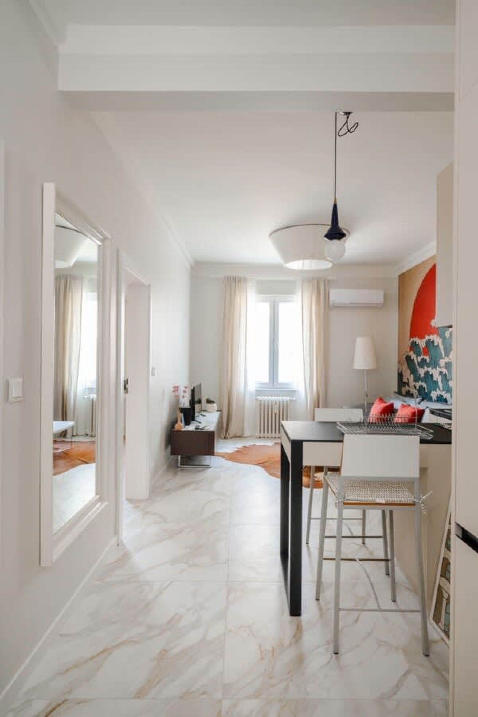 Stylish 1BD Apartment in the Heart of the City - Photo 8