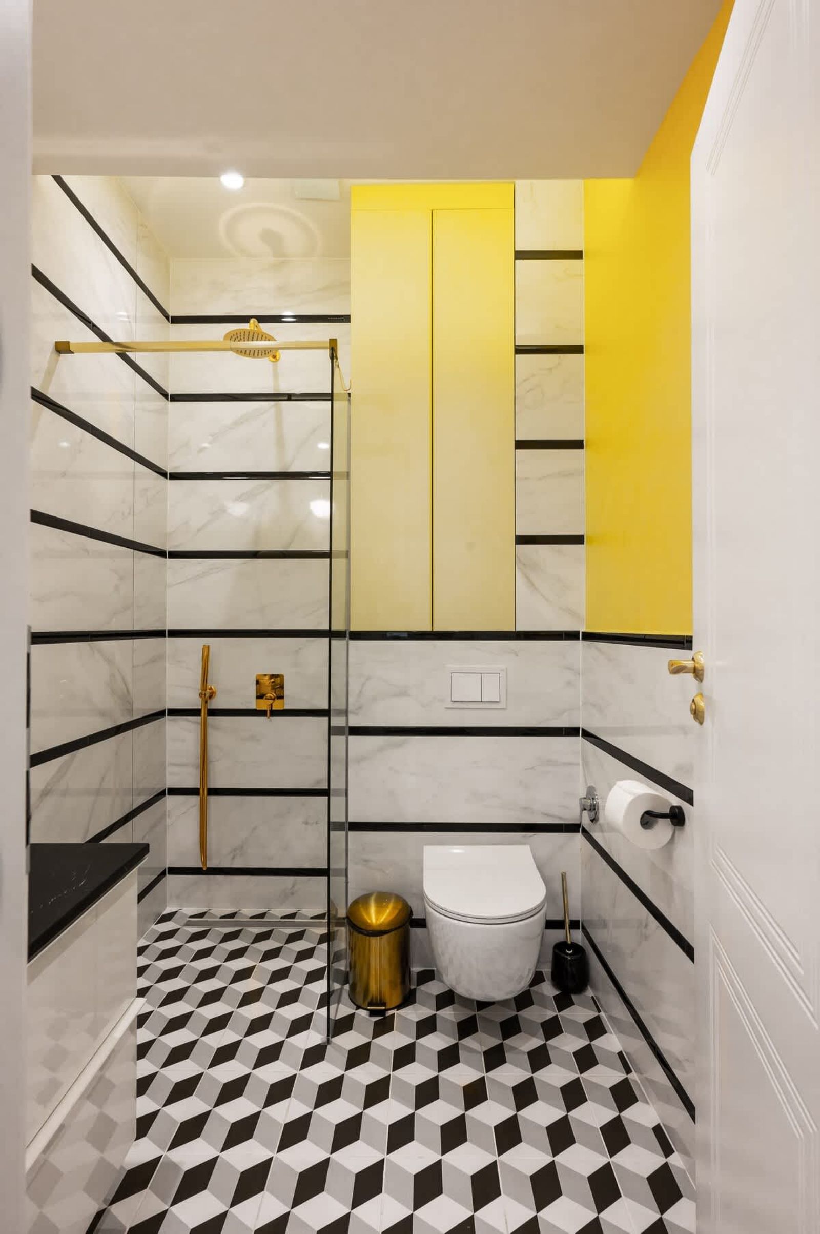 Top Center 2BD Luxurious Flat with Shared Terrace - Photo 19