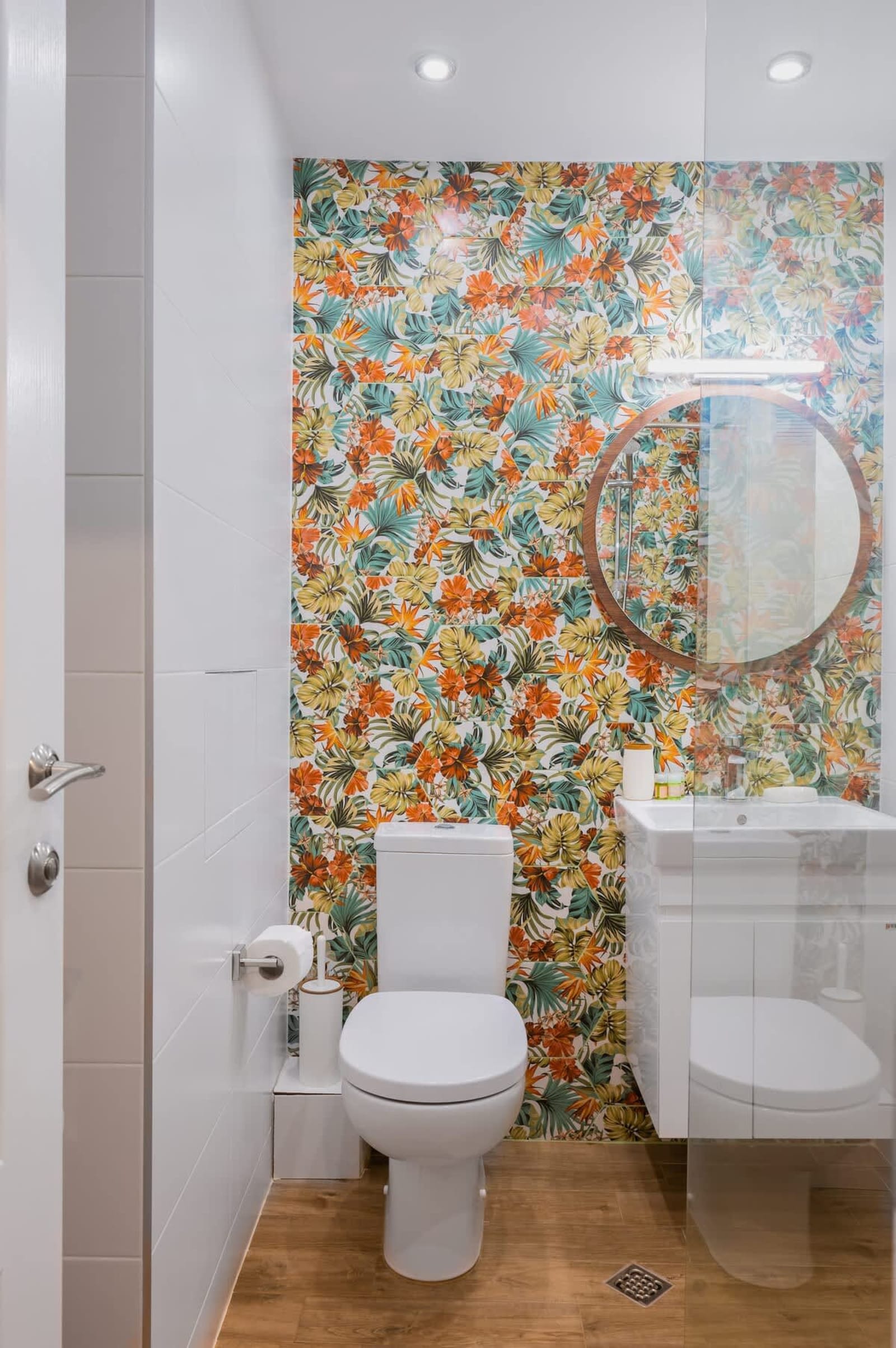 Charming Urban Retreat: Stylish 1BD Flat near NDK - Photo 15