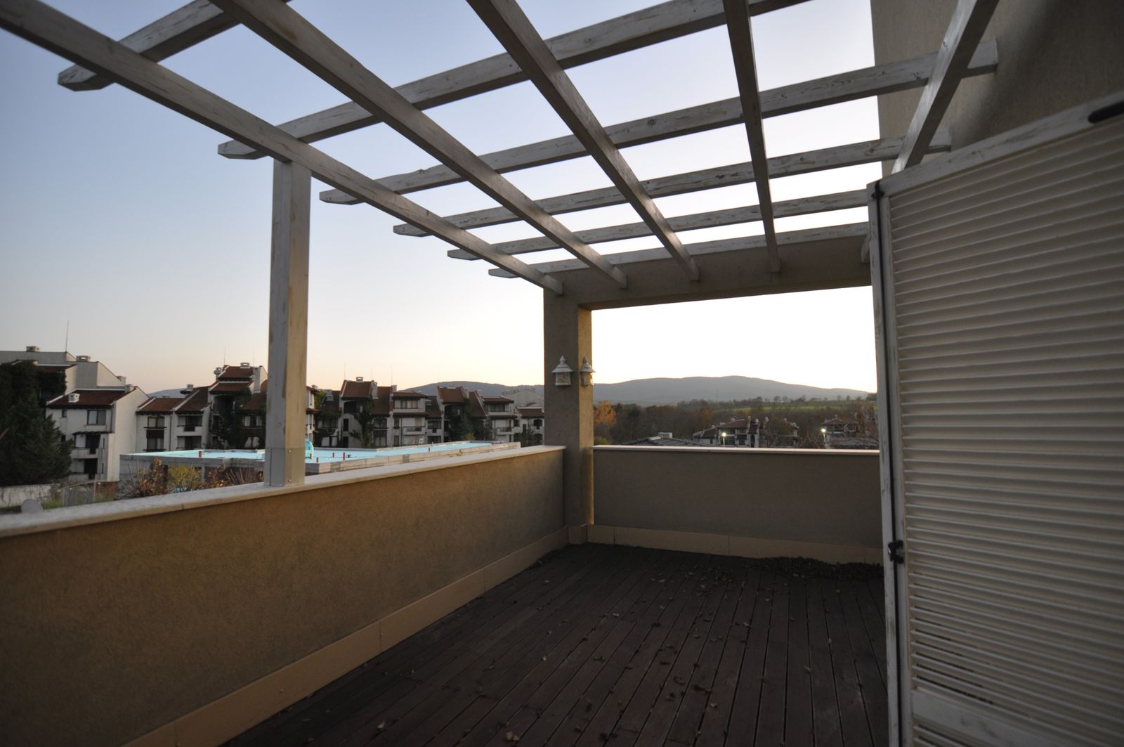 The Flower House - Photo 55