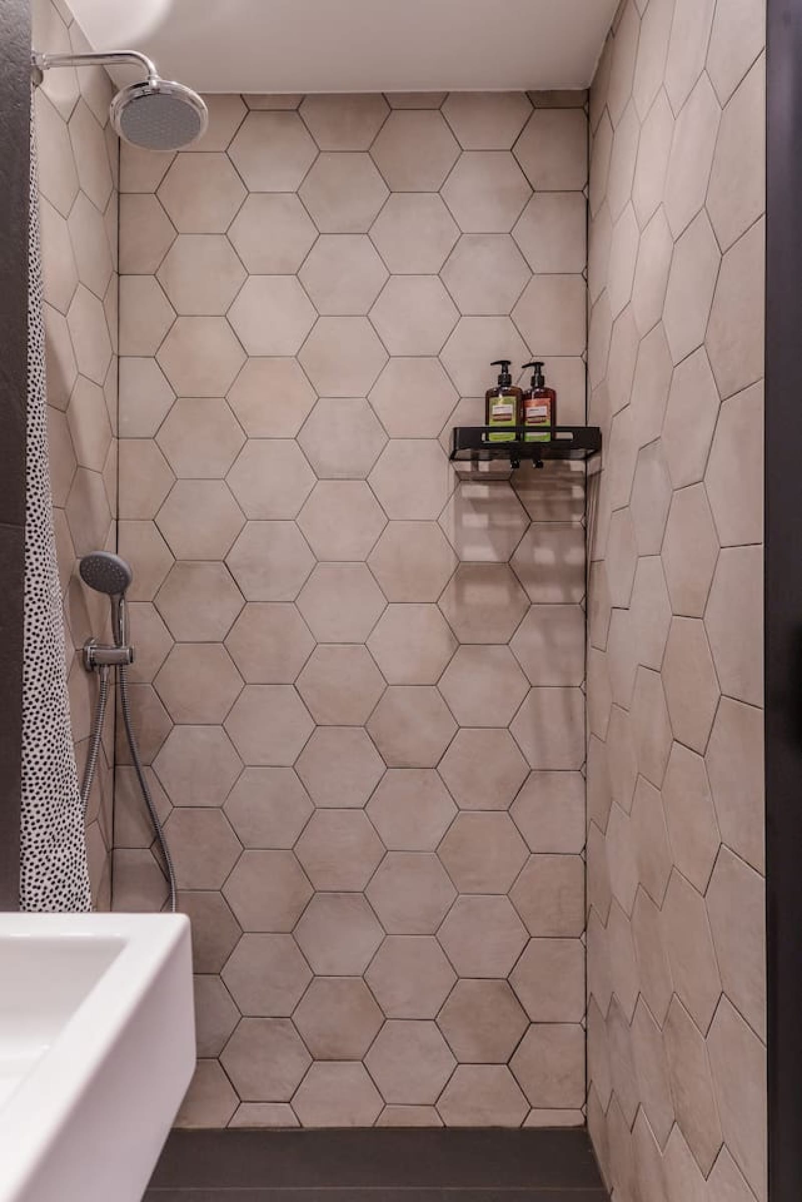 cО́coEllie - Aesthetic 2BD Apt Near NDK - Photo 33